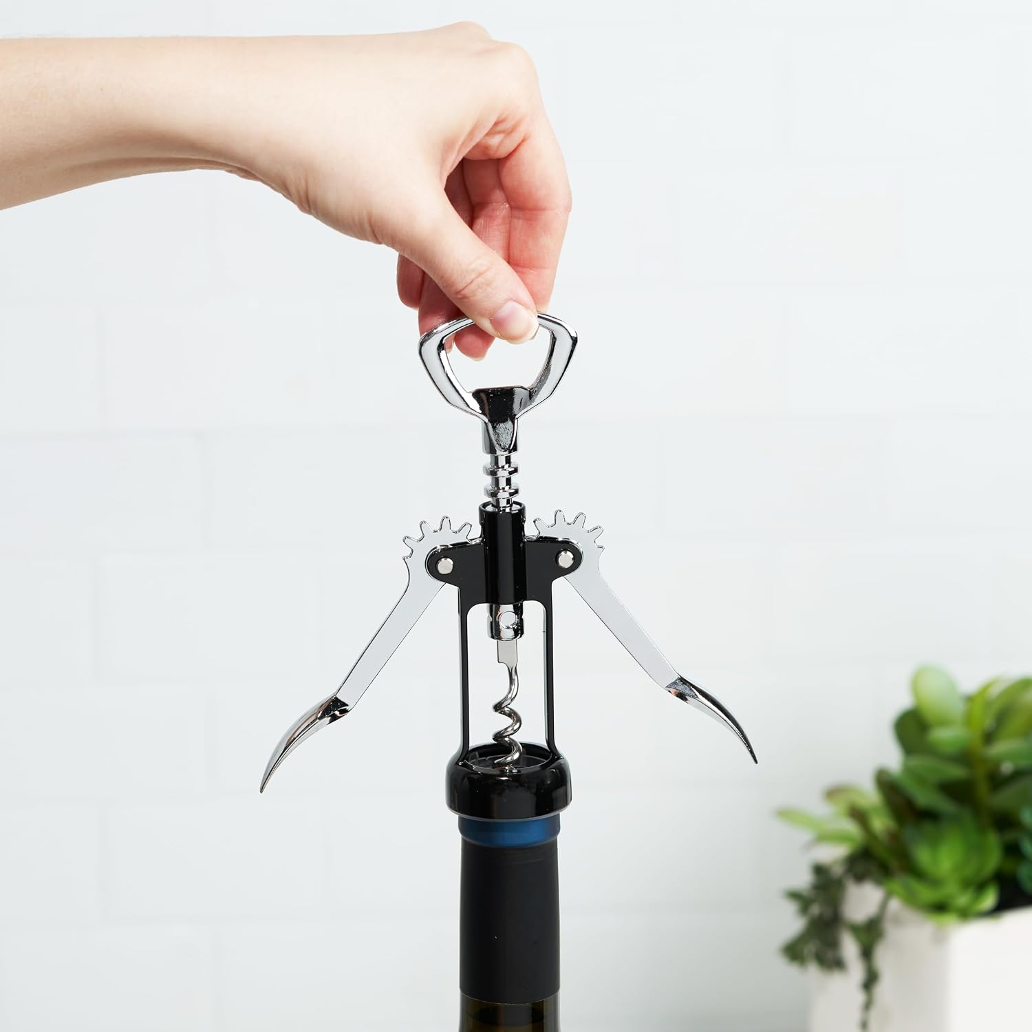 True Soar Winged Corkscrew Wine Opener, Multi-Purpose Bottle Opener for Beer and Soda, Stainless Steel with Chrome Finish, Easy to Remove Cork for Bartenders, Home Bar, Kitchen, Set of 1, Black image 4