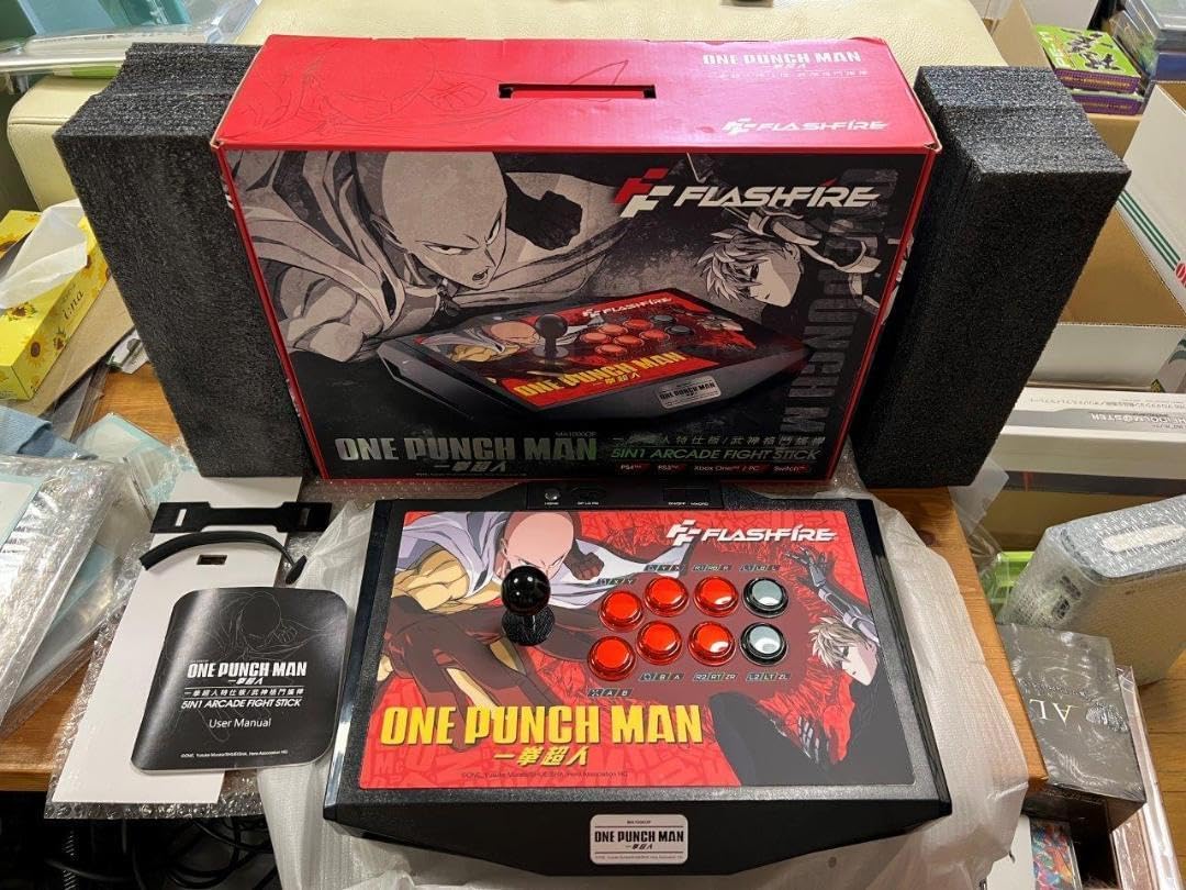 ONE PUNCH MAN アーケードスティック 香港３００本限定 新品 アーケードスティック 香港300本限定 ONE PUNCH MAN アーケード