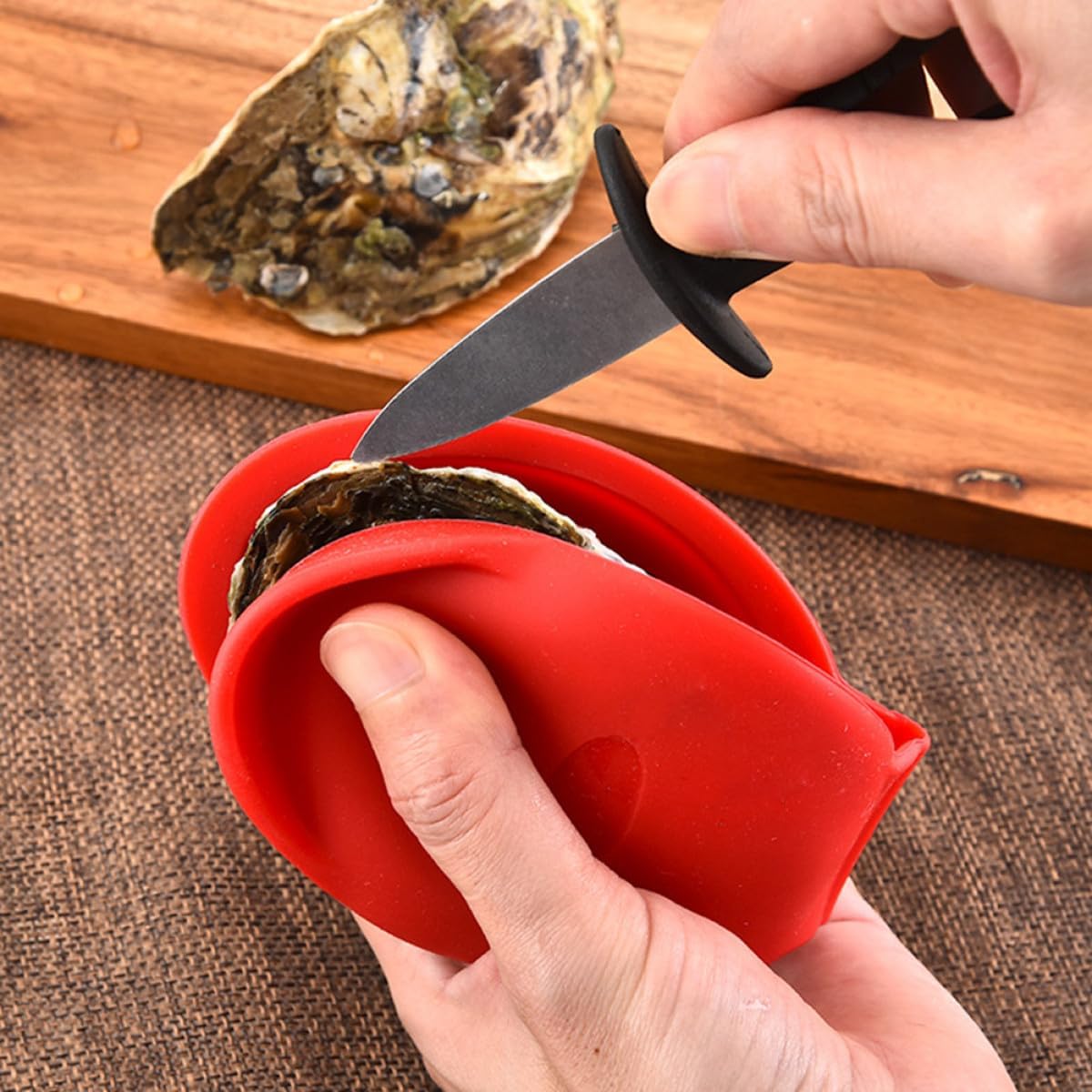 Silicone Oyster Shucking Tool 4Pcs Red Seafood Shell Opening Clip image 3