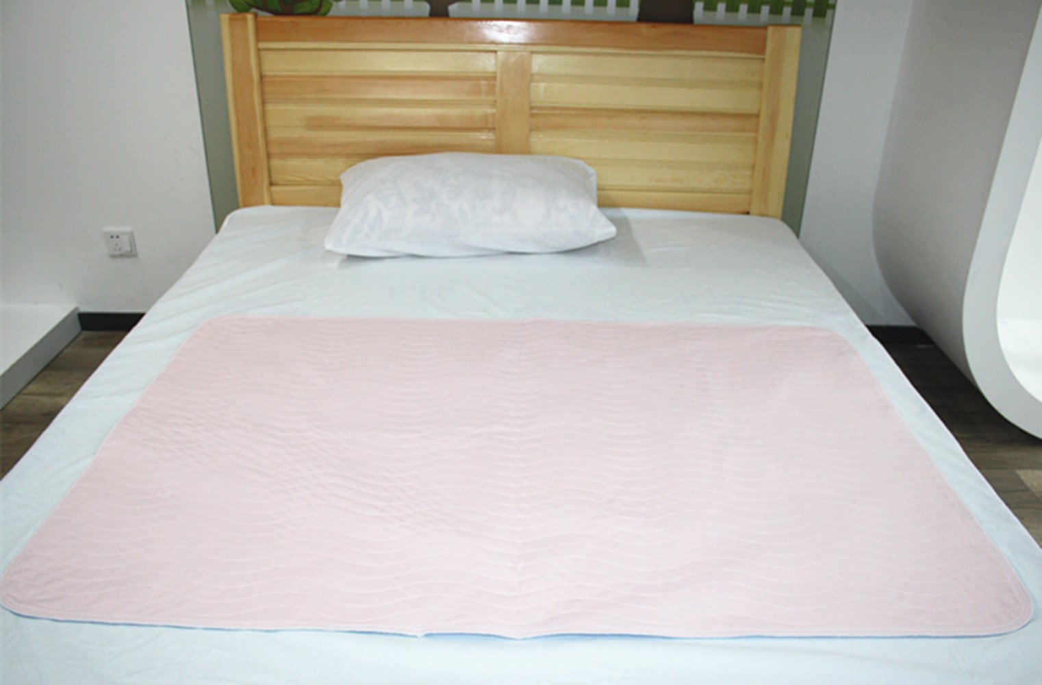 Reusable Incontinence Bed Pad - 34"x52" Large Size Sheet Protector Heavy Duty Ultra Soft Washable Underpads for Adult, Child, Pets ，1pack