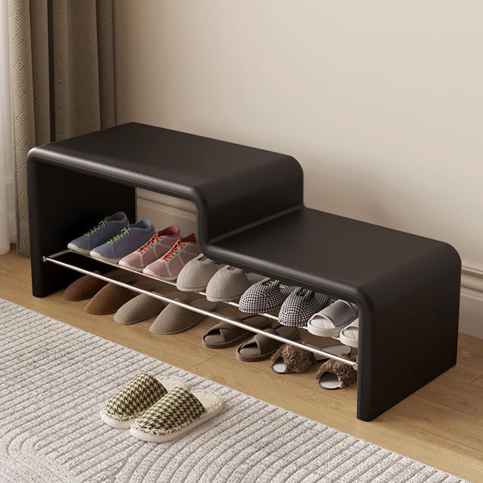 Banc à chaussures en cuir synthétique raffiné et cadre métallique