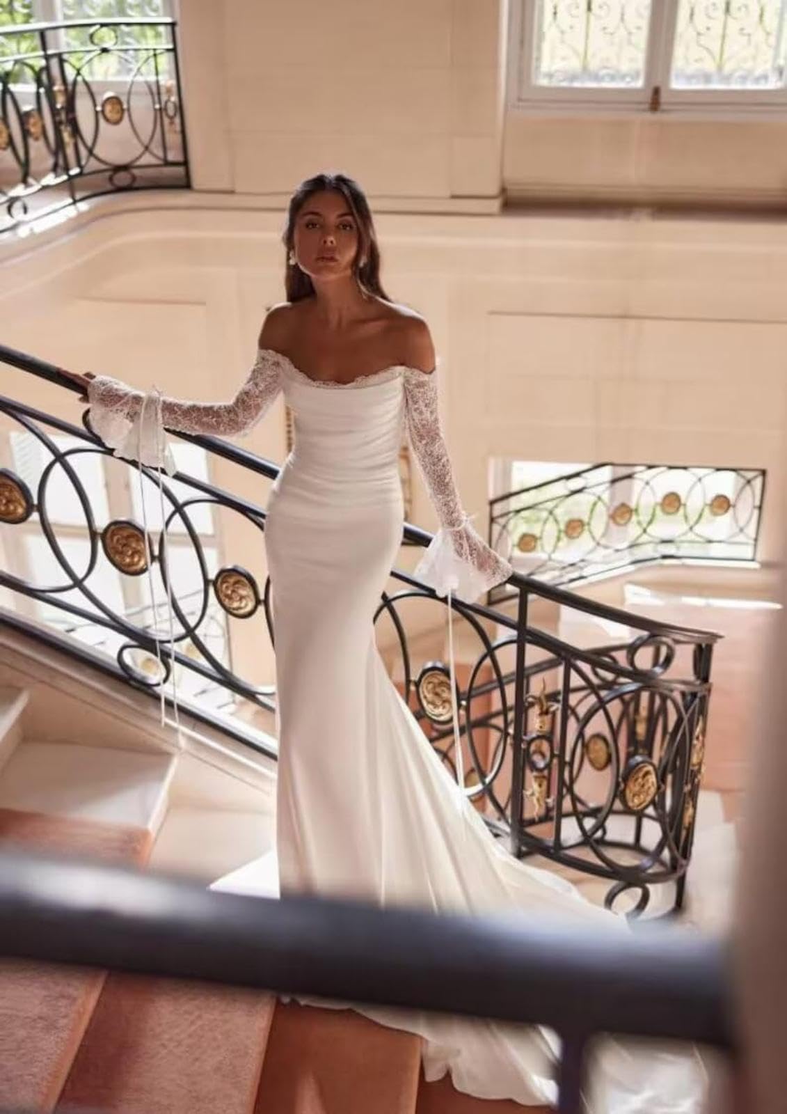 HUINI Hochzeitskleid für die Braut mit Spitzenapplikationen aus Satin Korsett Schulterfrei Meerjungfrau-Stil Brautkleid mit Schleppe