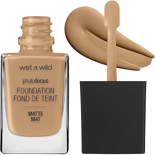 wet n wild Photo Focus Matte Liquid Foundation Desert Beige, Vegan & Cruelty-Free