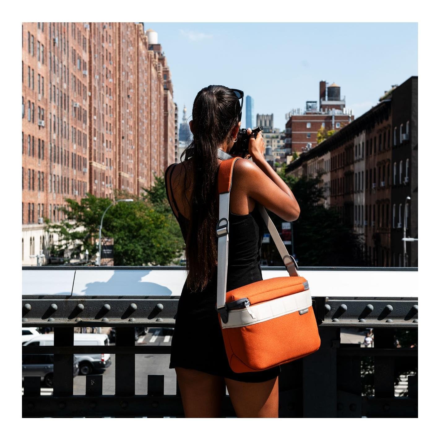 Gomatic Peter McKinnon Luma Camera Sling 12L | Borsa fotografica | Borsa a tracolla per la fotografia | Borsa messenger viaggio | Borsa a tracolla per fotografi