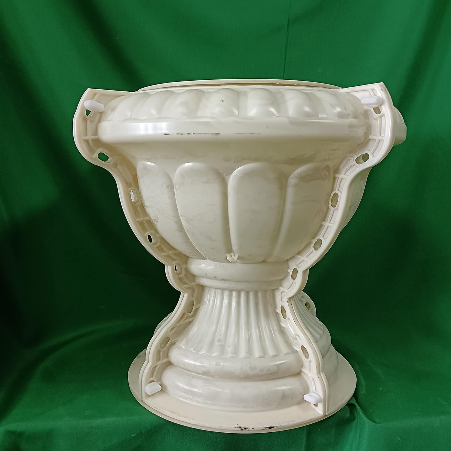 cast in Place Outdoor Garden Cement Plastic Precast Concrete Flower Pot Decorative Planter Molds for Sale White