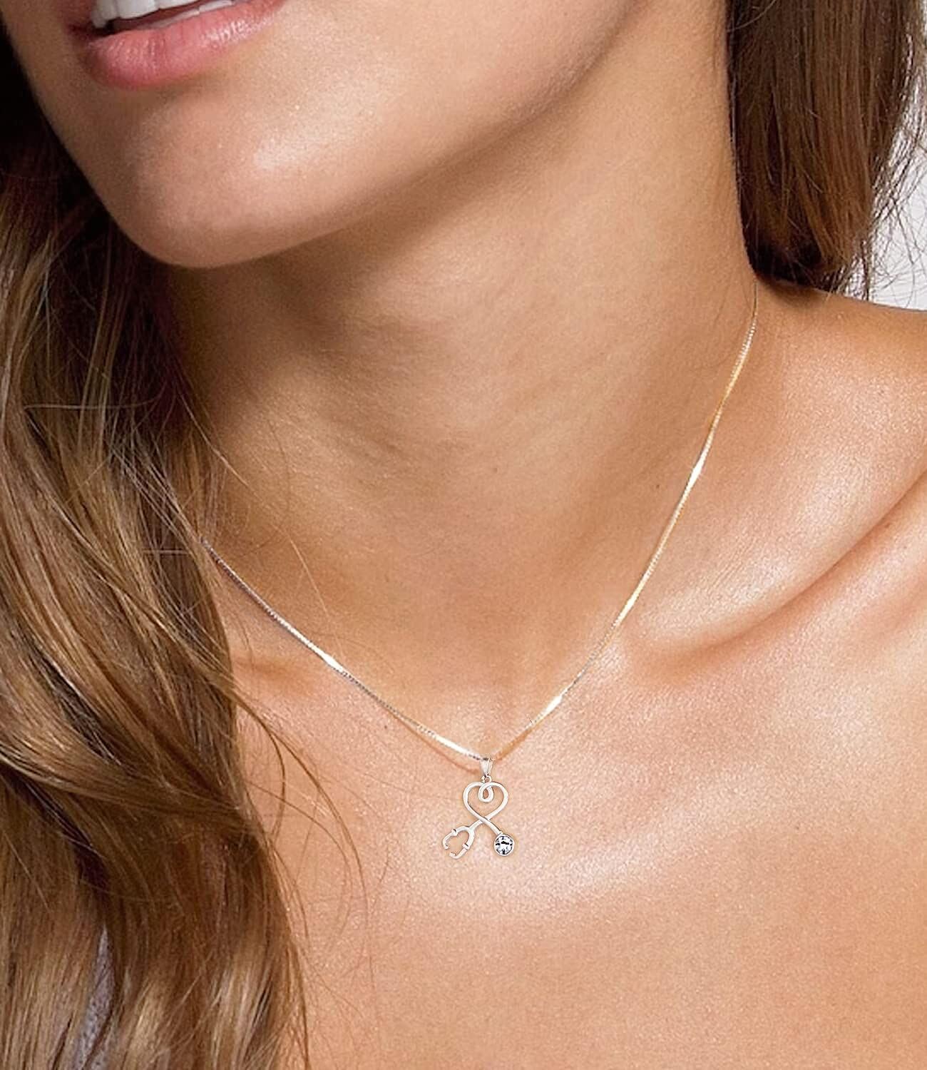 AOBOCO Collar Mujer Plata de Ley 925 con Colgante Corazon en Forma de Estetoscopio Joyería Regalo para Enfermero Médico Estudiantes de Medicina Esposa Amigos Cumpleaños
