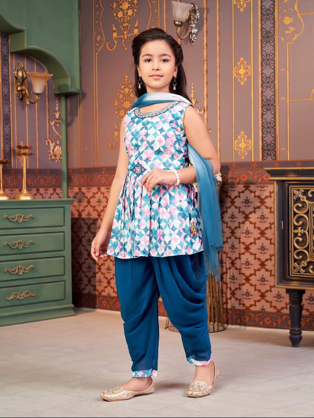 Aarika Girls Ethnic Wear Sea Green Colour Floral Print Beads Embroidery Cotton Blend Dhoti Kurta Set With Dupatta-4-9 Years (Dh-Shm-5017)