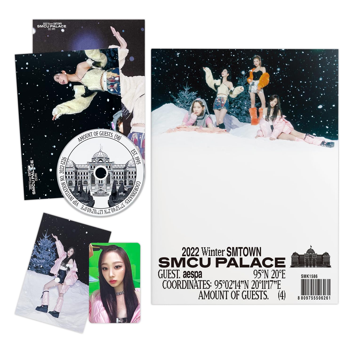 Sment Black And White Aespa - [2022 Winter Smtown : Smcu Palace] (Guest. Aespa) Photobook + Cd-R + Lyrics Paper + Photo Card + Postcard + Folded Poster + 2 Pin Badges + 4 Extra Photocards