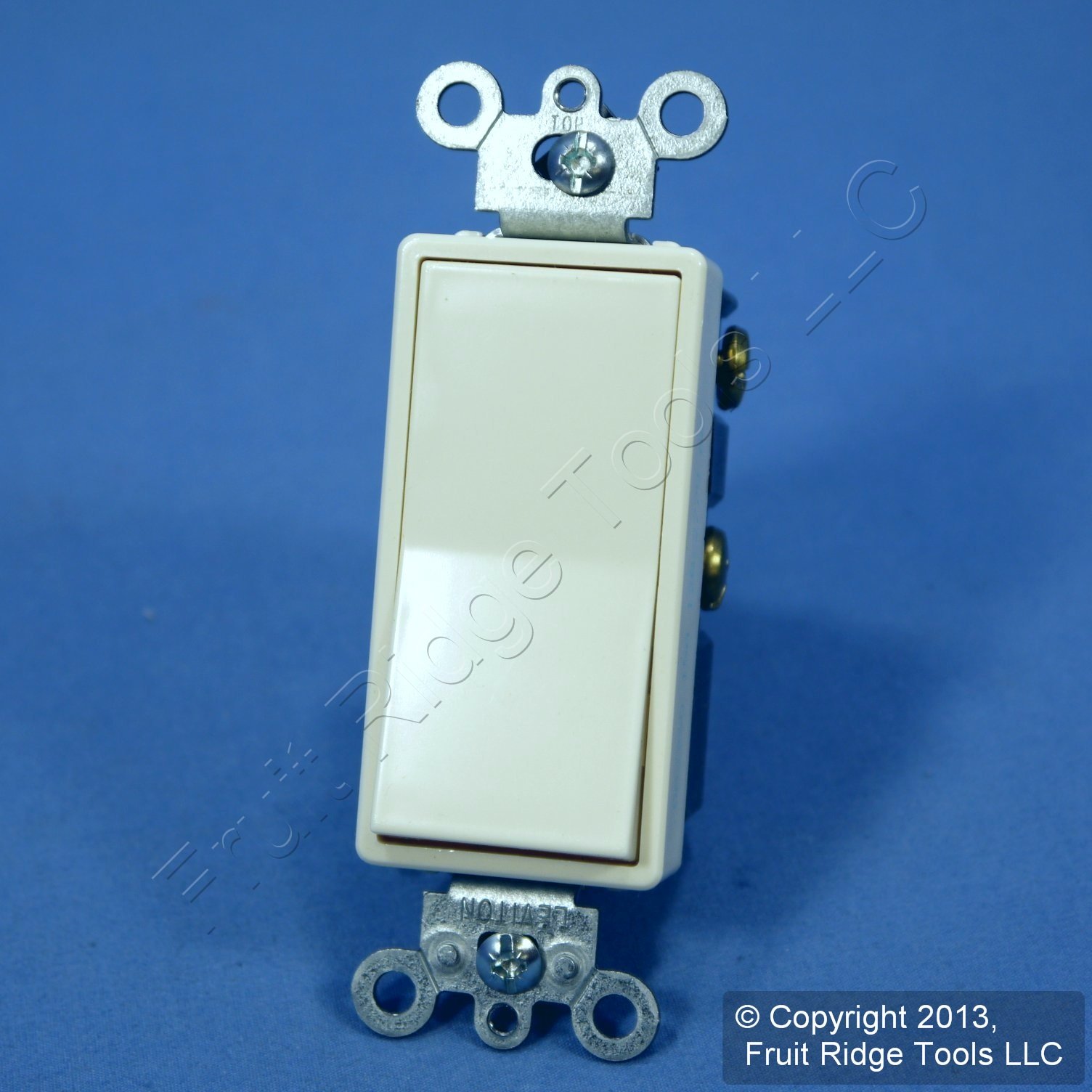 Leviton 5601-2W 15 Amp, 120/277 Voltios, Decora Rocker Interruptor Silencioso De CA De Un Solo Polo, Grado Residencial, Conexión A Tierra, Color Blanco - Foto 3