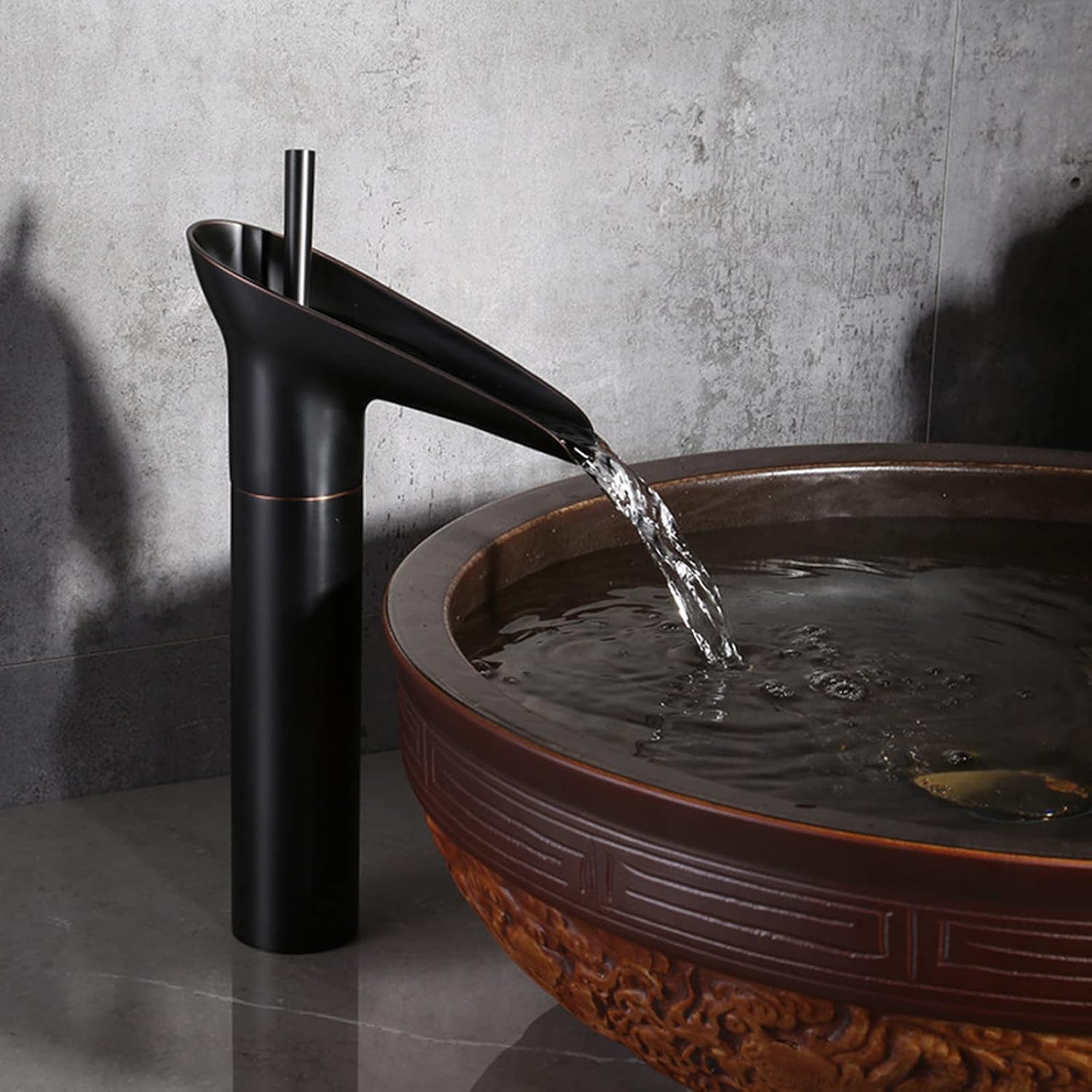 洗面台の蛇口 アンティーク蛇口 滝型タップ ブロンズ蛇口 浴室の滝 レトロ滝型蛇口 浴室のシンクと互換性あり 浴室の蛇口 シンクと互