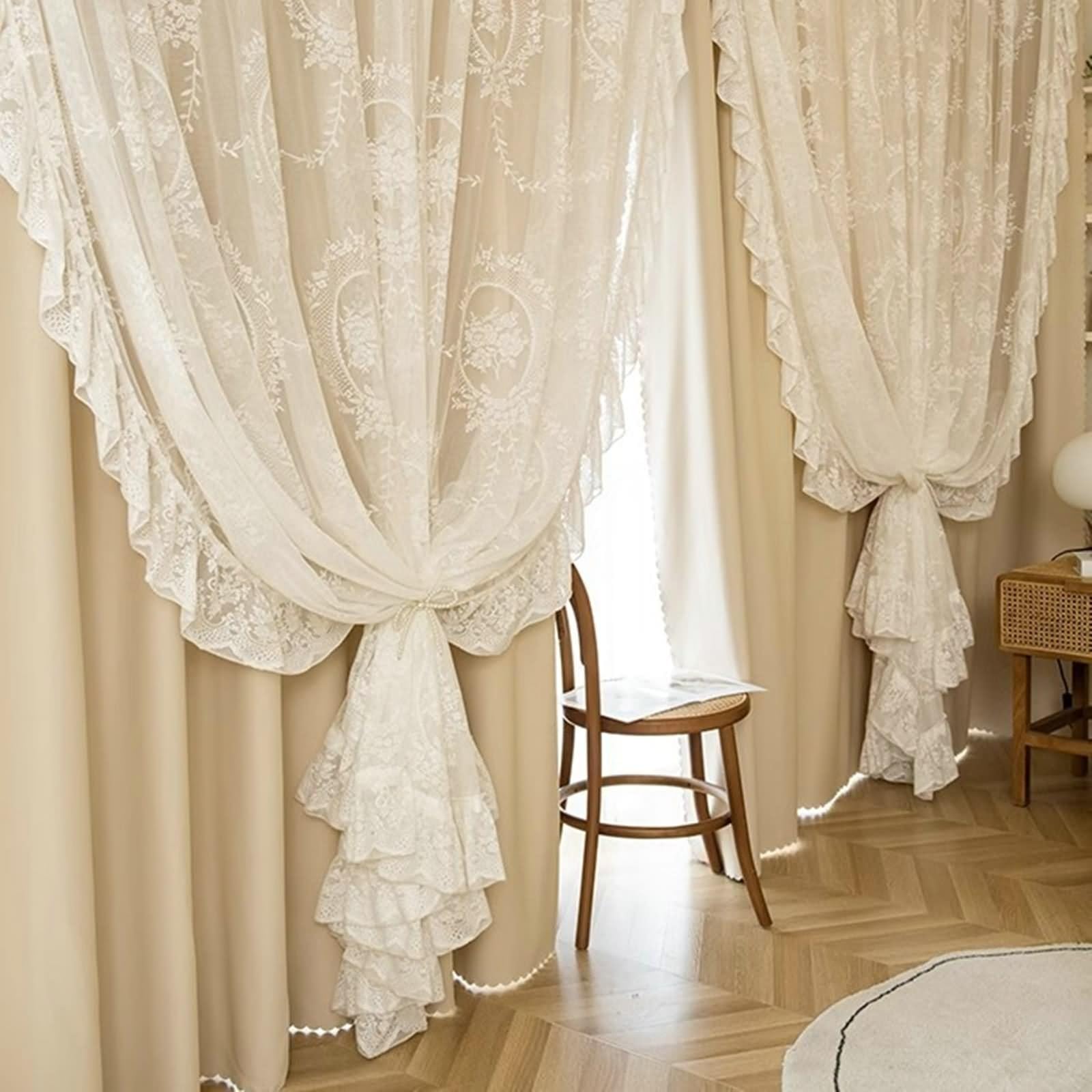 Mała zasłona kuchenna zaciemniająca, beżowa dwuwarstwowa zasłona do kuchni boho z kwiatowym haftem poliester 2 panele 132W x 214 l cm