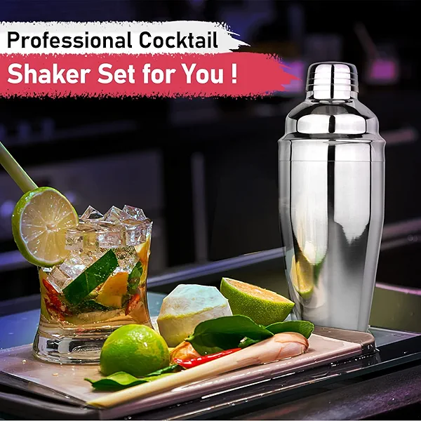 Cocktail Shaker 25oz Martini Shaker Drink Shaker Bar tools with Built-In Strainer for Bartender, Professional 18/8 Stainless Steel Margarita Mixer for Mixed Drinks