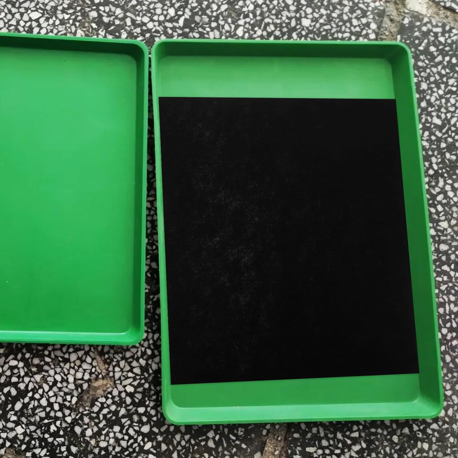 30pcs Disposable Bird Cage Liner Pads Absorbent Mat for Parrots Urine Breathable Non-Woven Birdcage Accessories