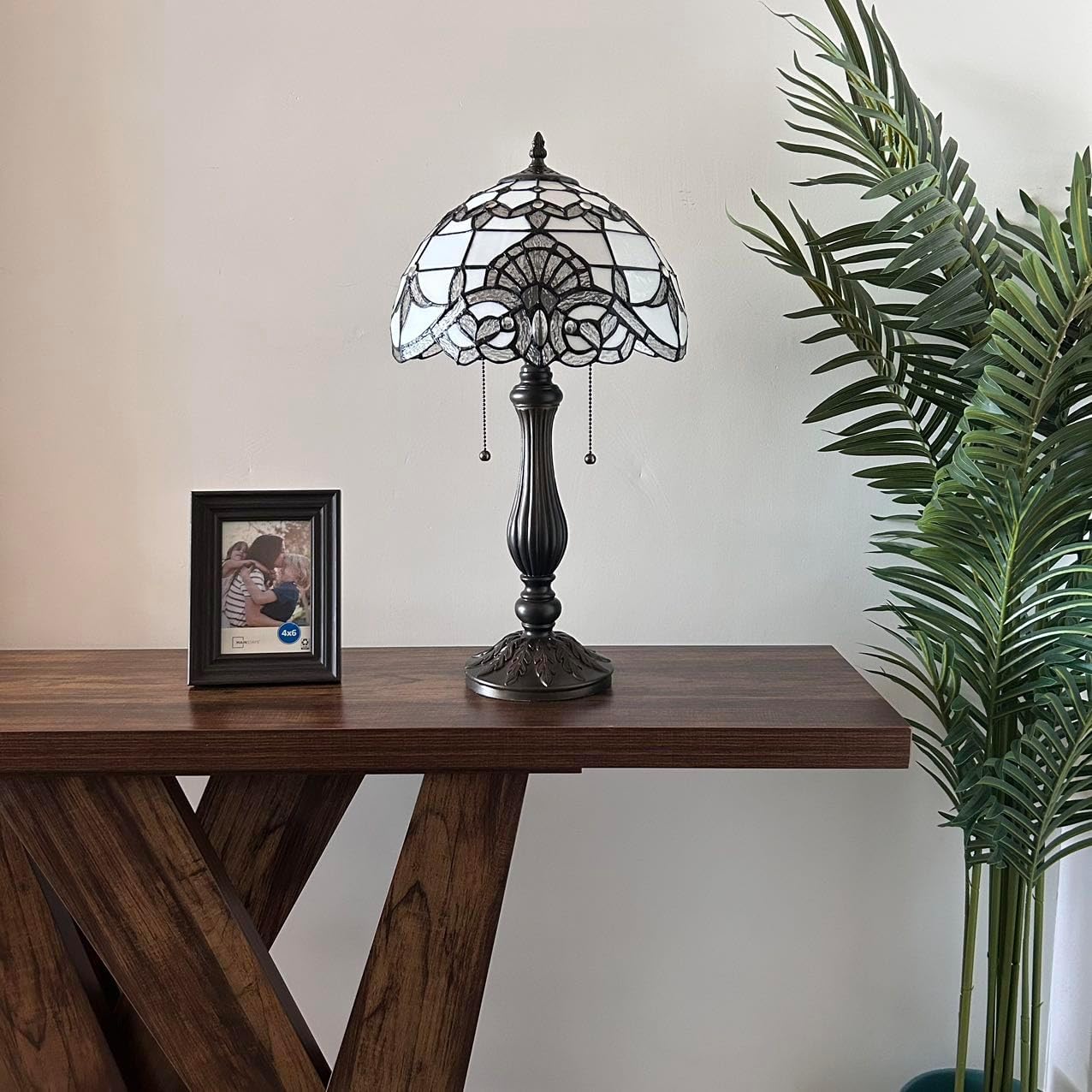 Stained Glass Table Lamp White Baroque Style Metal Base Bedroom LED Bulbs Included for Living Room 12" W*12" D*22" H