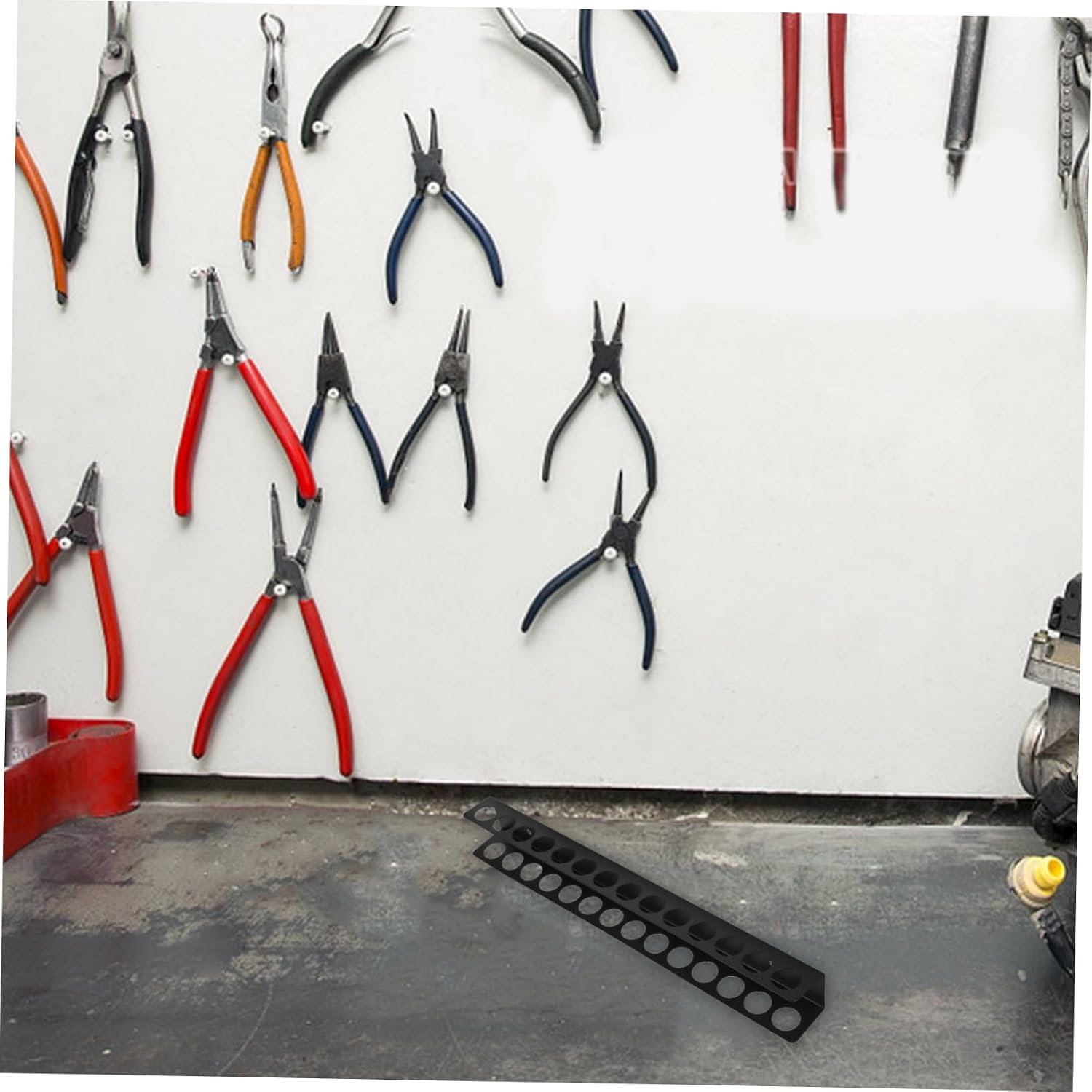 balacoo Heavy Duty Iron Tool Storage Rack Multifunctional Organizer for Garage Workshop Durable Screwdriver Holder Space Saving Drill Bit Utility Shelf