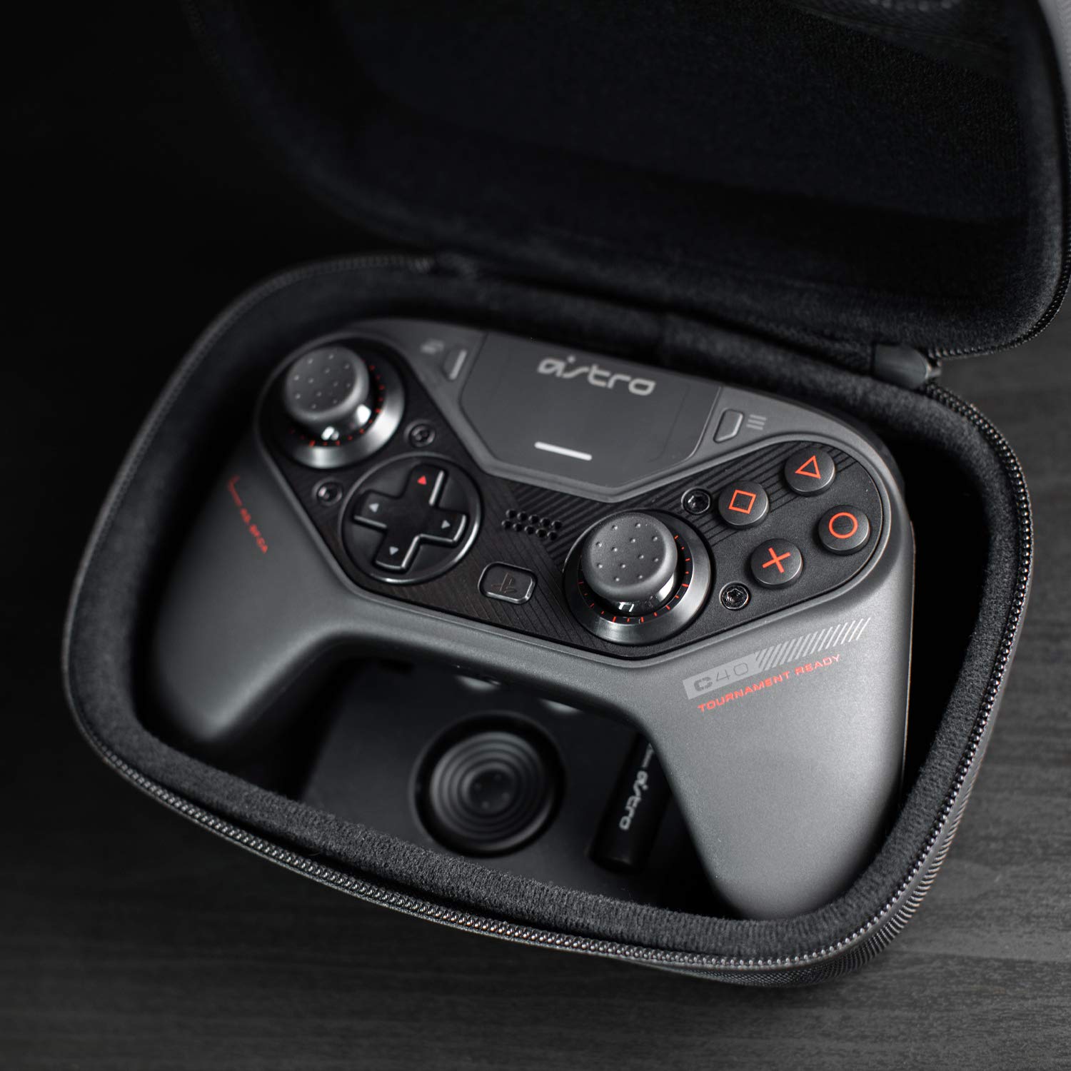 ASTRO Gaming C40 kontroler TR – kompatybilny z Playstation 4 i PC + akcesoria (torba podróżna, 4 dodatkowe przyciski, bezprzewodowy nadajnik USB), czarny