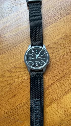 Amazon.co.jp: [セイコー] 腕時計 海外モデル SNK809K2 ブラック