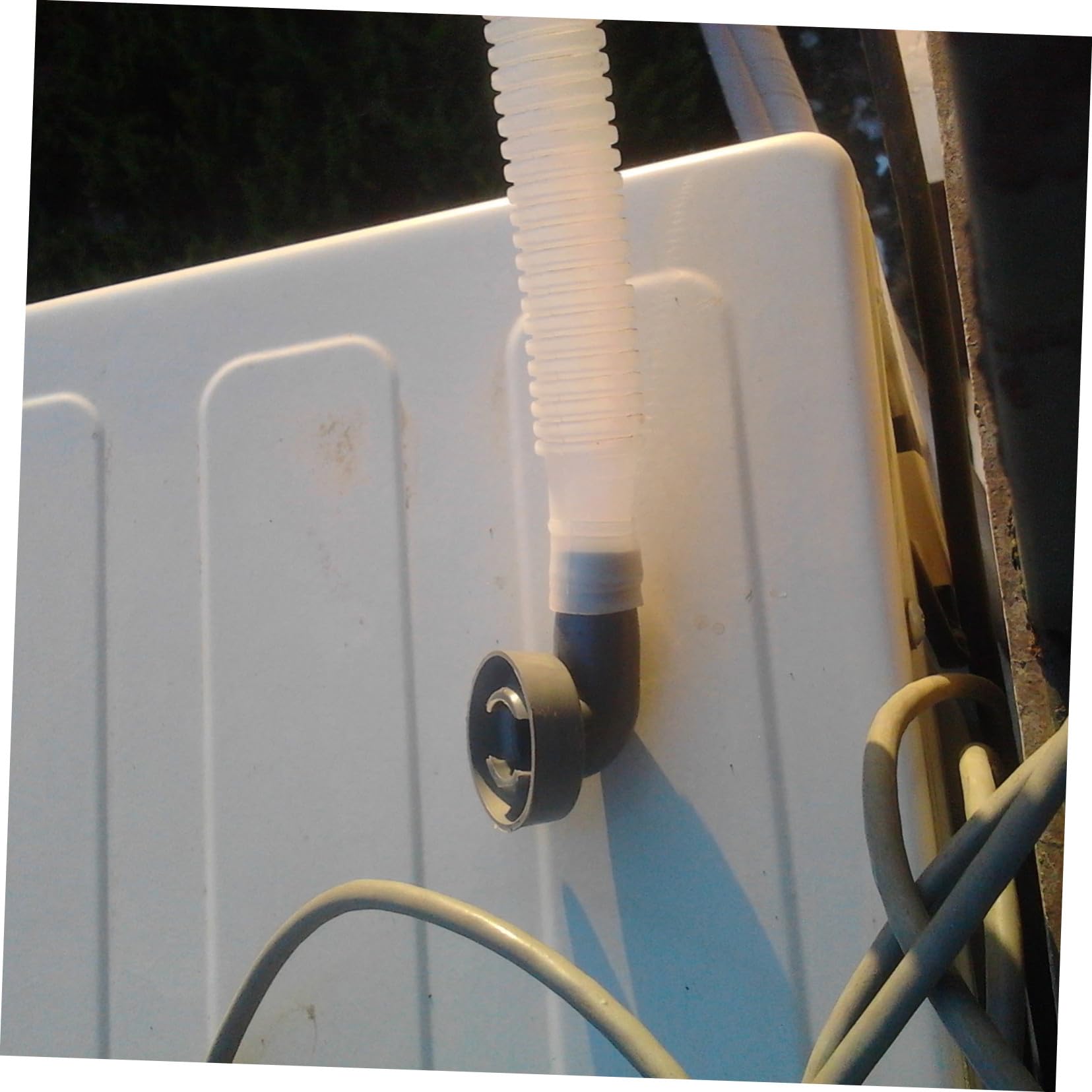 Tubo di Scarico Condizionatore Bianco Hdpe a Doppio Strato | Drenaggio Efficiente, Previene Accumuli, Atmosfera Estiva, Tubo Flessibile di Scarico e Fascetta