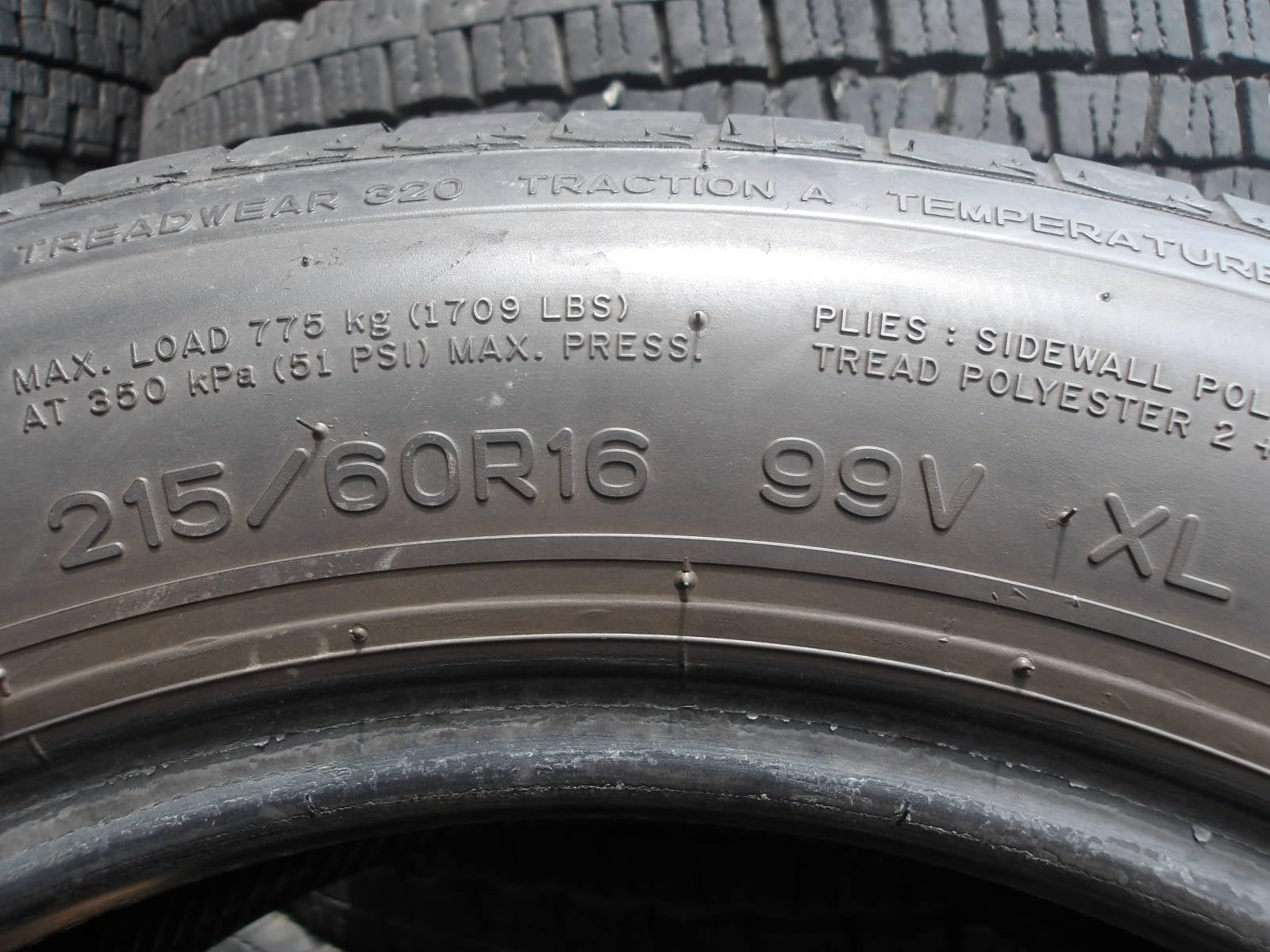 Amazon.co.jp: R876p-4 215/60R16 夏4本セット サマータイヤ 99V 215