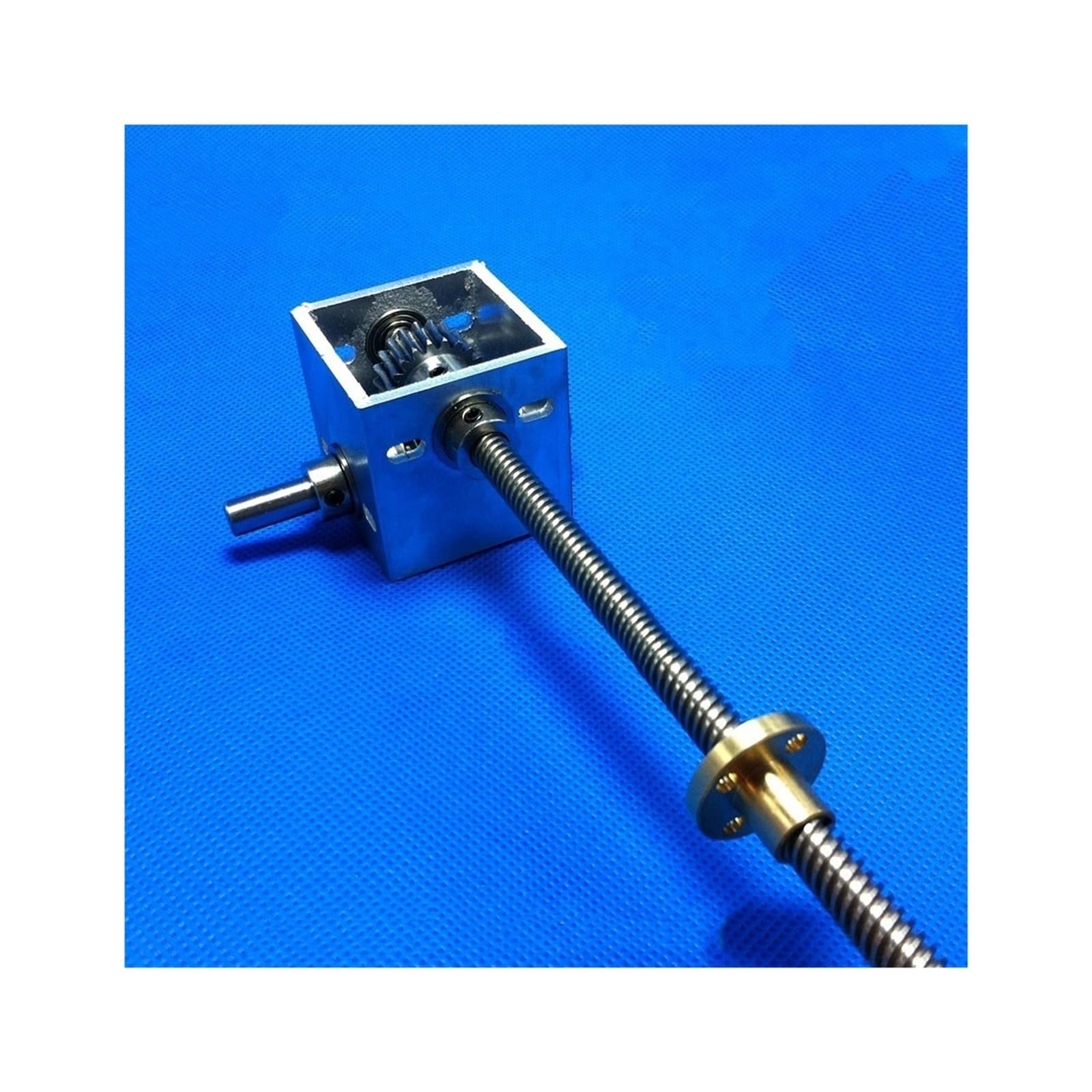 Angle Steering 1 to 20 Worm Gear Reversing Reducer Commutator T8 Screw Rod 8mm Shaft Right Angle Transmission Device Gearbox Driving Change(300mm Long)
