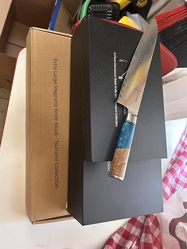 Review Image by Lavin74