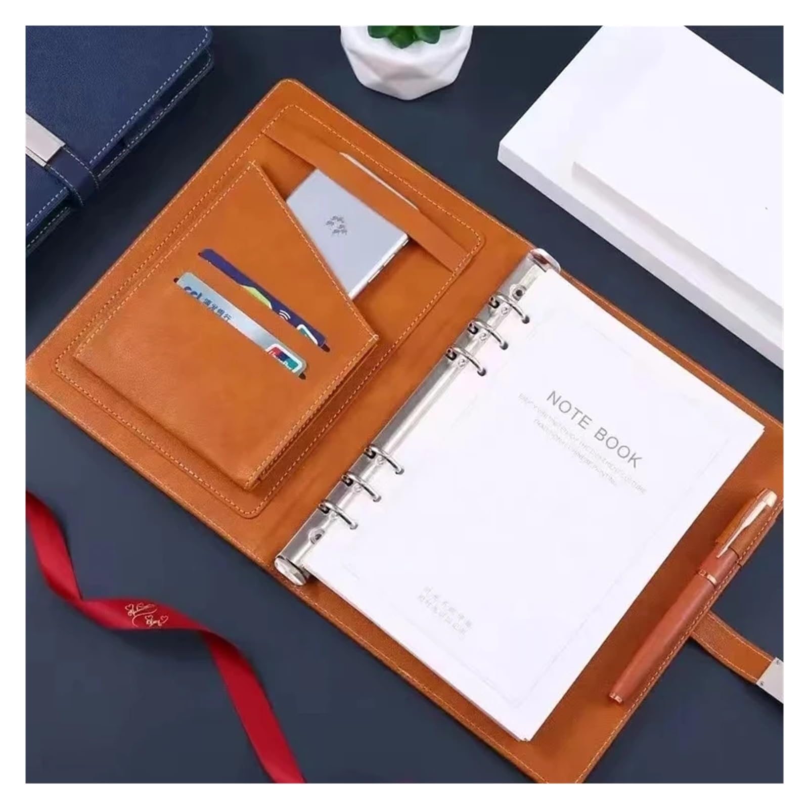 Cuaderno de cuero A5 de tapa dura con compartimento for bolígrafo, encuadernado en cuero, ideal for la escuela, la oficina y el trabajo. para Mujeres y Hombres(Brown)