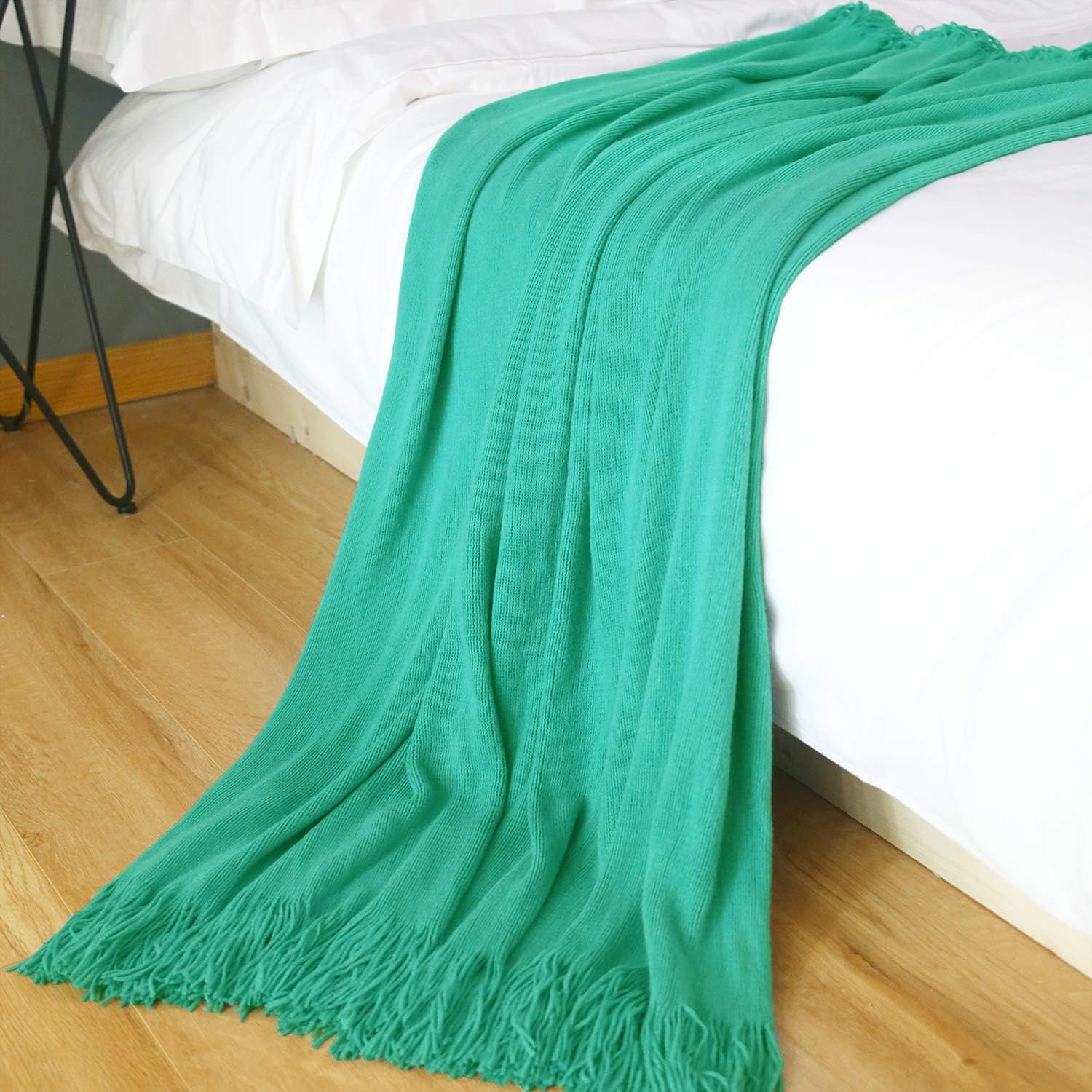 LAGHCAT Throw Blankets with Tassels, Textured Soft Throw Blankets for Couch, Warm Cozy Fluffy Lightweight Knitted Decorative Blanket for Bed Sofa Chair, 50×60 inches