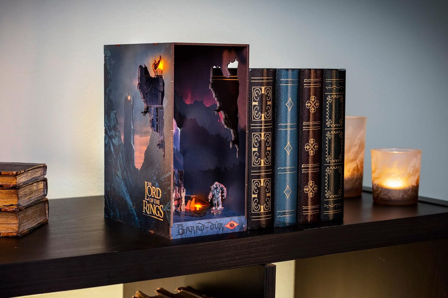 Revell Book Nook Kit The Lord of the Rings - Barad-Dûr Miniature DIY Kit 9" Booknook 3D Wooden Puzzle with LED Light Bookshelf Décor Gift for Adults Women Men