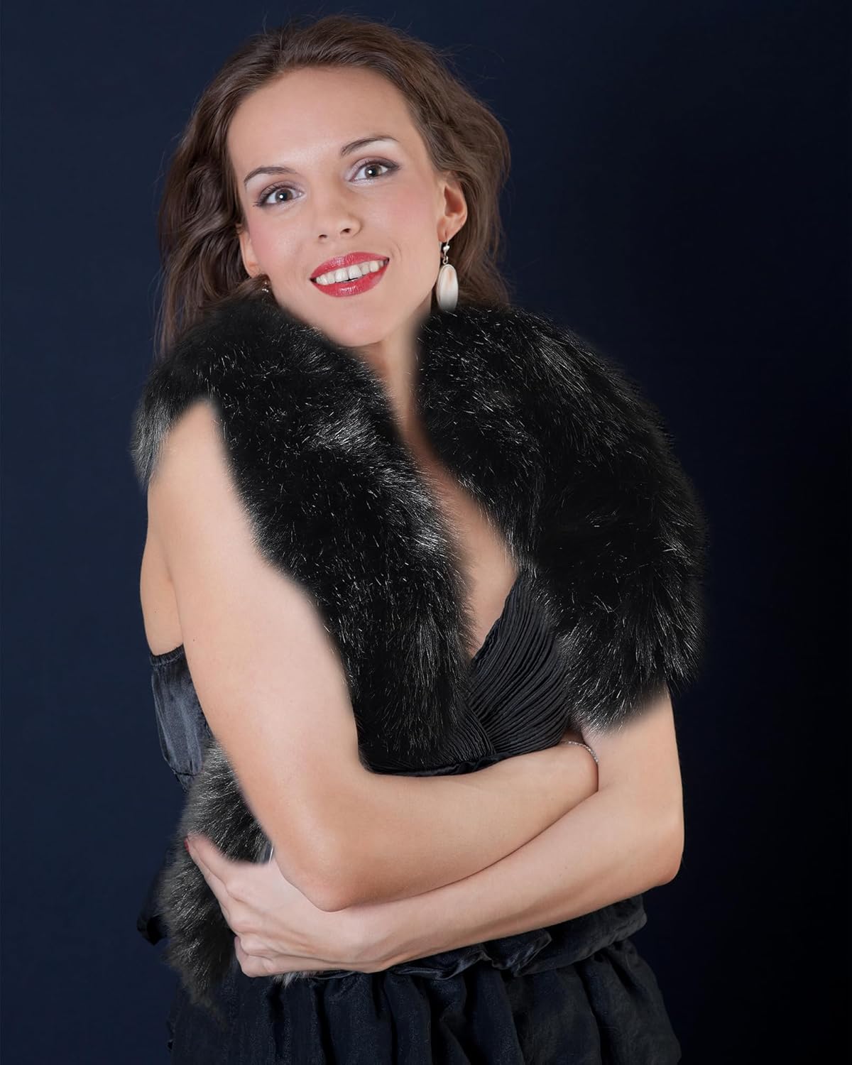 Geyoga Faux Fur Shawl for Women Fluffy Collar Scarf Wrap Winter Warm Shrug for Bridal Bridesmaid 1920s Valentines Party - Image 4