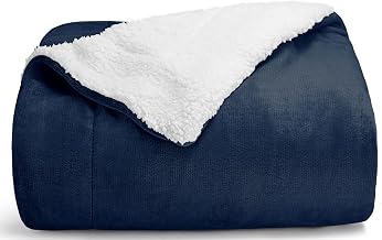 WAVVE Cuddly Fluffy Blanket, Blue, Warm Sherpa Blanket, 230 x 270 cm, Large Thick Sofa Blanket and Blanket, Giant Soft Fleece Blanket, Couch Blanket for Bed and Sofa