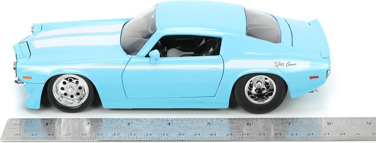 Jada Big Time Muscle 1:24 1971 Chevy Camaro Die-Cast Car (Light Blue)