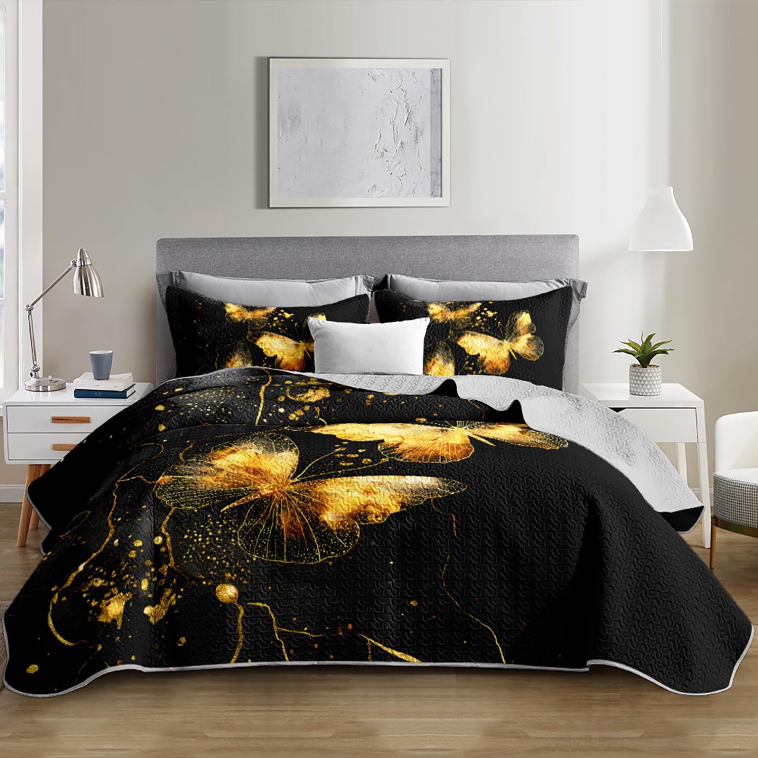 Black Queen Size Quilt Set,Gold Butterfly Pattern Bedding Set for Kids Girls Boys Room Decor,3 Piece Lightweight Soft Summer Bedspread Coverlet with 2 Pillowcases for All Season.