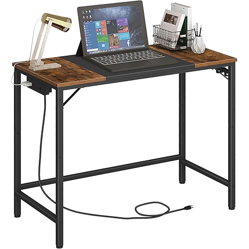 HOOBRO Computer Desk, Home Office Desk with Power Outlet, Modern Study Writing Desk with 3 Hooks for Study Room, Home Office, Sturdy and Stable, Easy to Assemble, Rustic Brown and Black BF40UDN01
