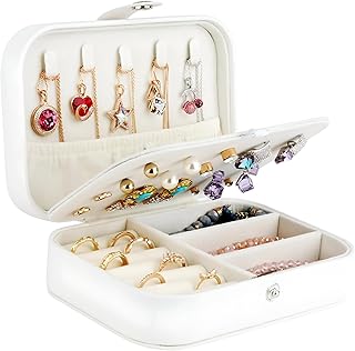 حافظة مجوهرات صغيرة للسفر، منظم جلد أنيق للنساء والفتيات، حامل مجوهرات من 3 مستويات مع خطافات، تخزين عملي للحلقان والخواتم والأساور (أبيض)