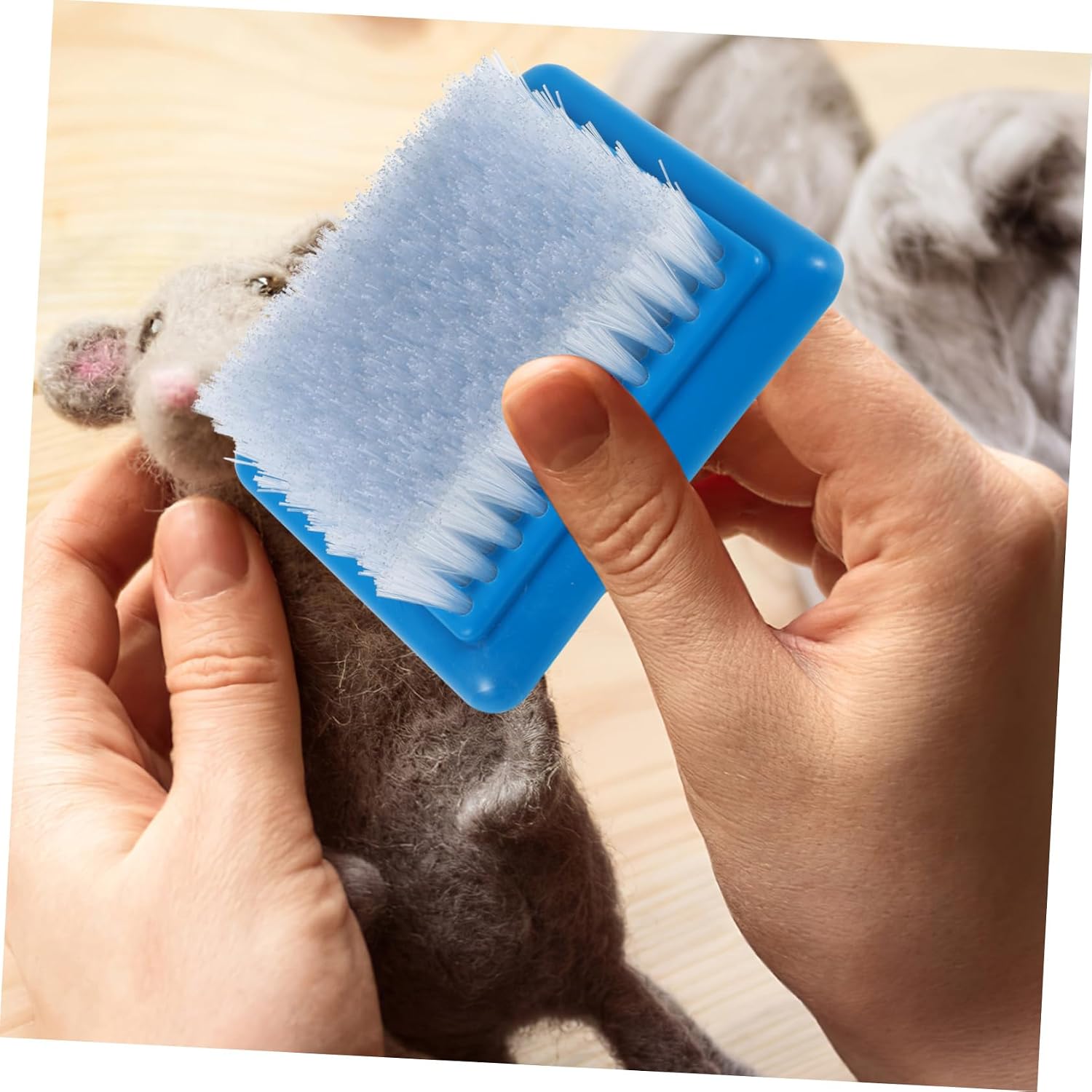 AUTSUPPL Wool Felting Brush Soft Bristles Plastic Needle Mat Cleaning Tool for Projects for Needlework and Embroidery Crafts