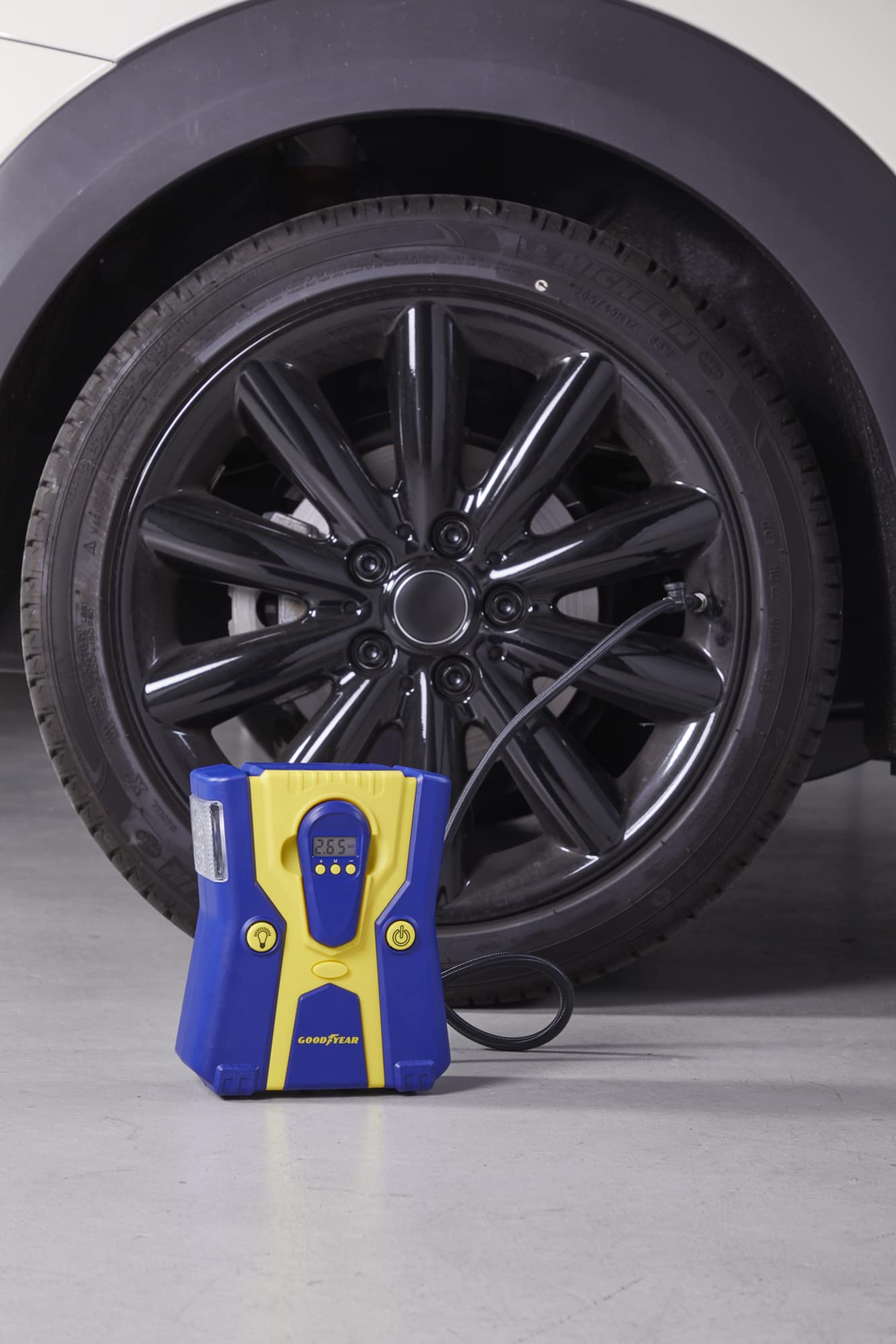 Goodyear 10540 Compressore 3 in 1 Portatile | Elettrico | Auto e Bicicletta | Gonfiaggio Compressore d'Aria 12 V
