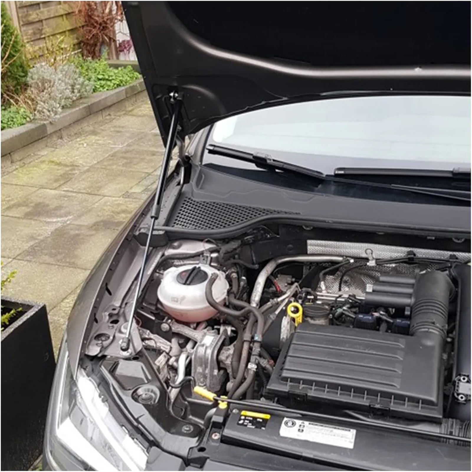 wspornik do podnoszenia sprężyny gazowej Pasuje Do SEAT Leon MK3 2012-2019 Przednia Maska, Modyfikacja, Siłowniki Gazowe Z Włókna Węglowego, Amortyzatory, Akcesoria(Piano black)