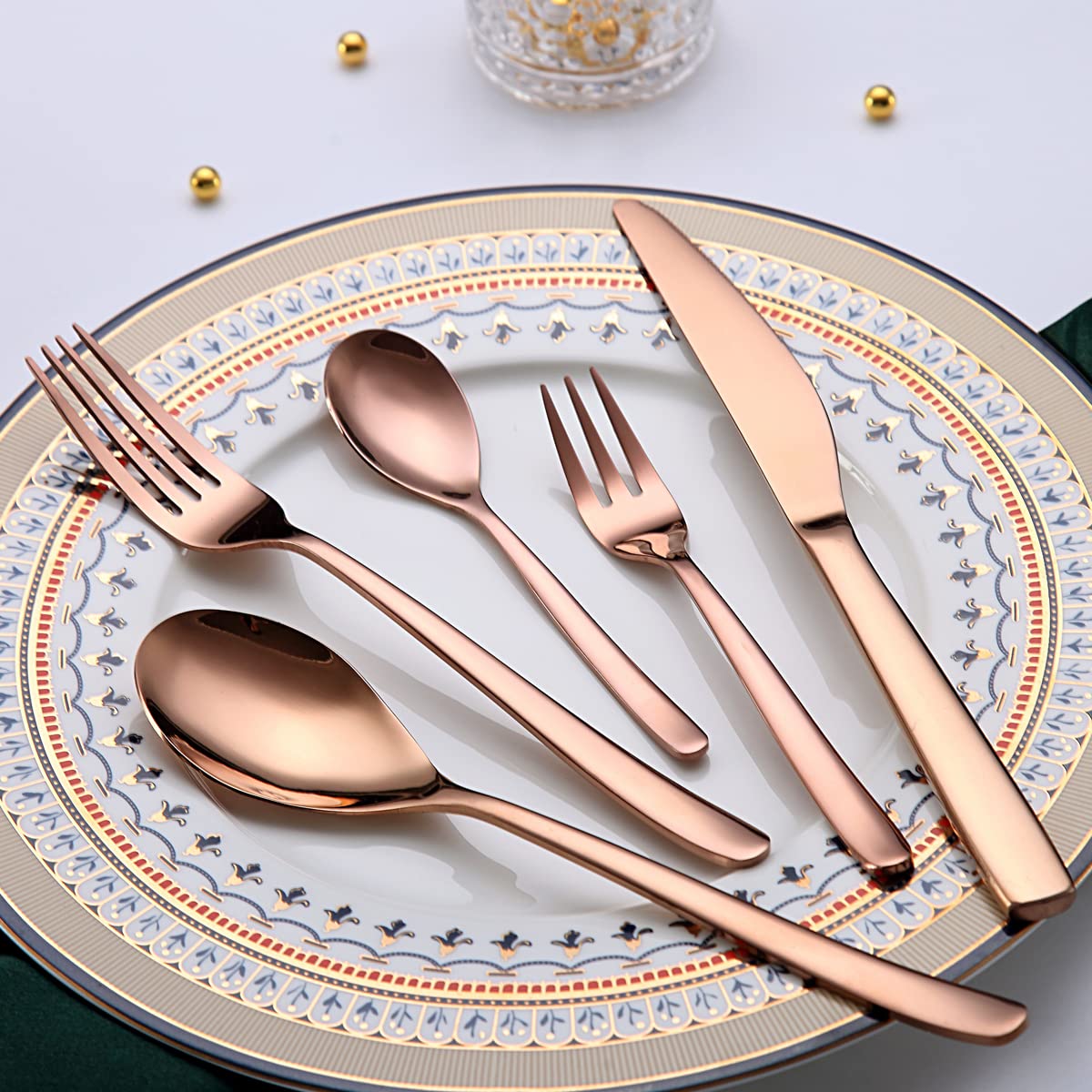 Berglander Juego de cubiertos de oro rosa 30 piezas, resistentes tenedores y cucharas de acero inoxidable, titanio y cobre, a prueba de óxido, apto para lavavajillas