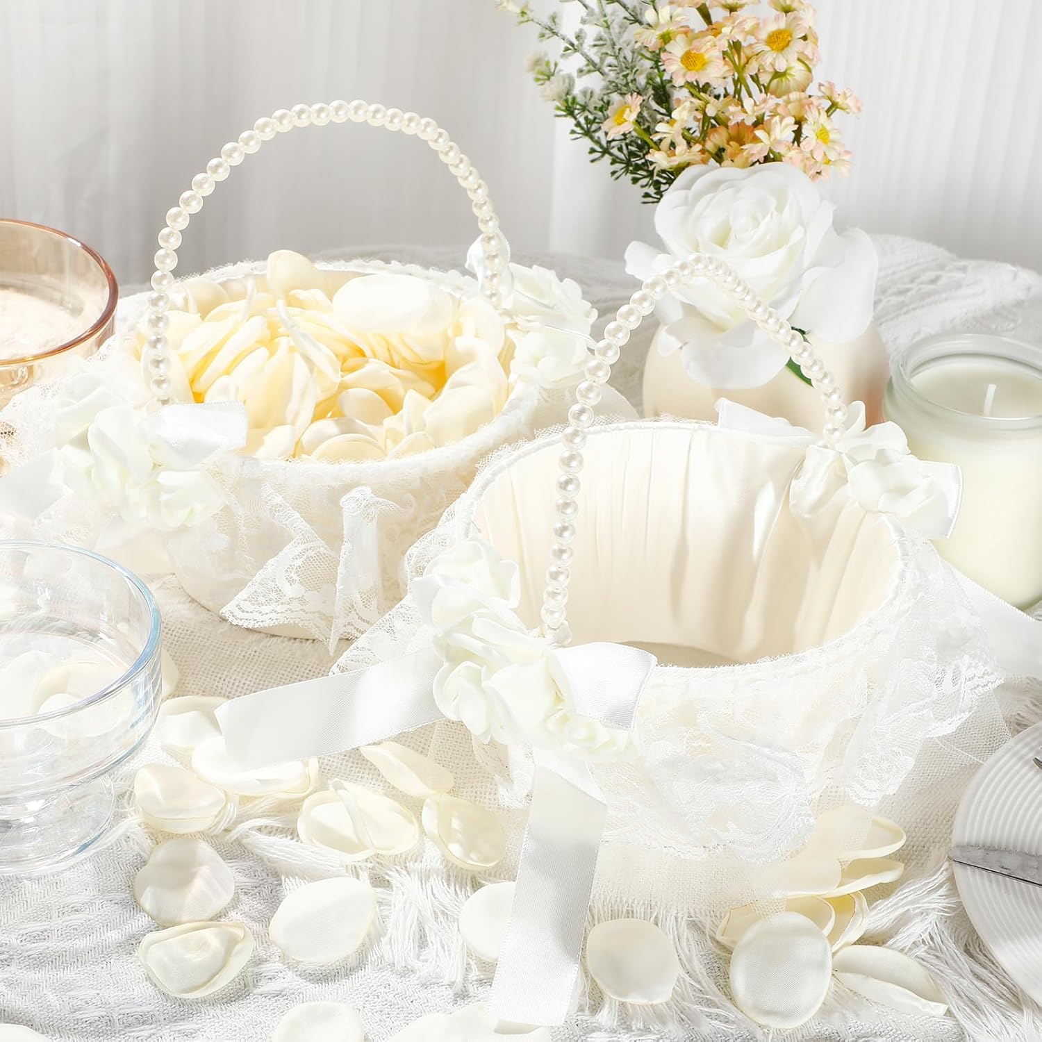 2 Packs Wedding Flower Girl Baskets with 300 Pcs Silk Petals, Pearl Handle and Ribbon Bow, White Lace Satin Elegant Storage Flower Girl Baskets for Wedding Bride Ceremony Party Accessories