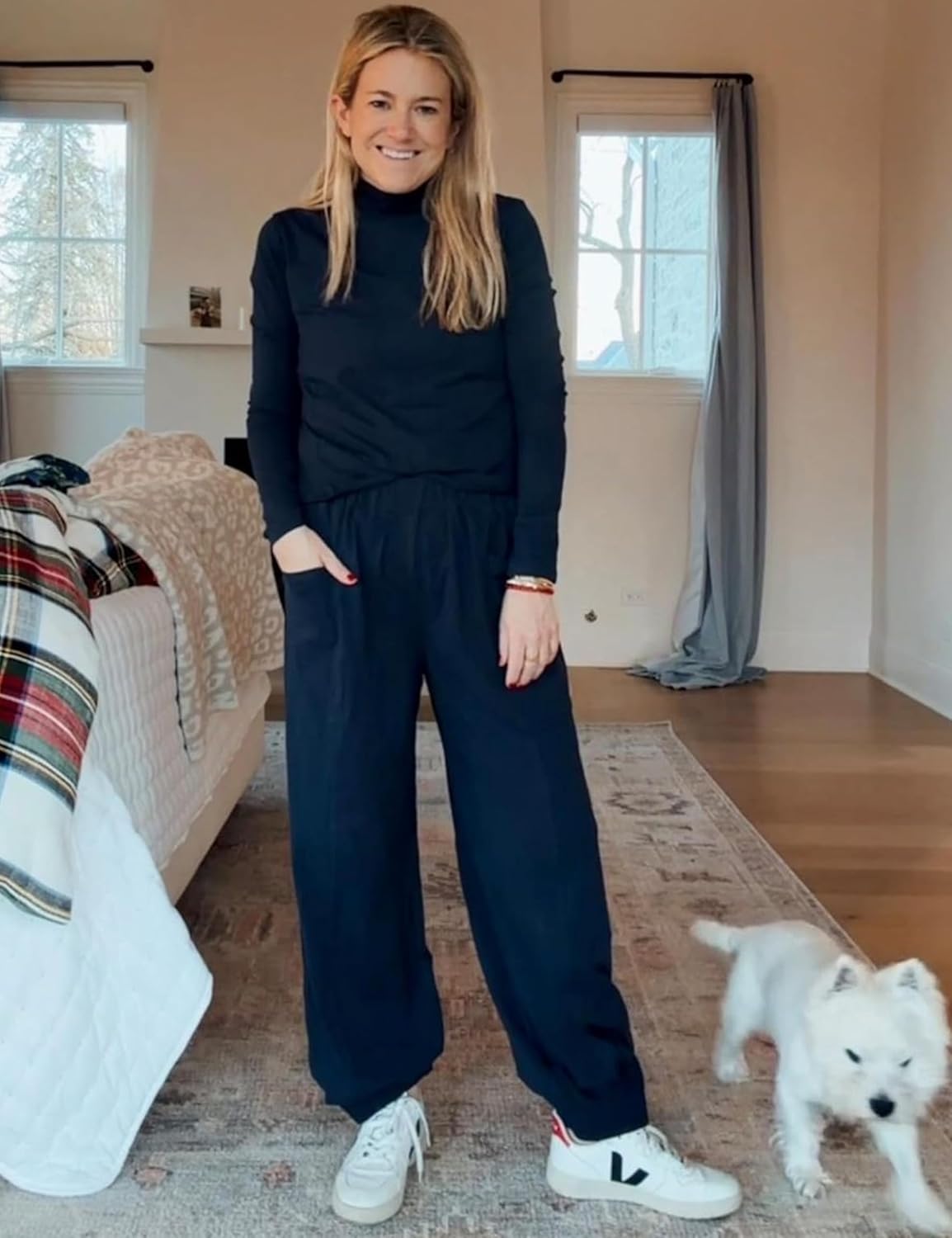 Women’s 2 Piece Lounge Set Mock Neck Top Wide Leg Joggers Elastic Waist with Pockets Casual Travel Outfits