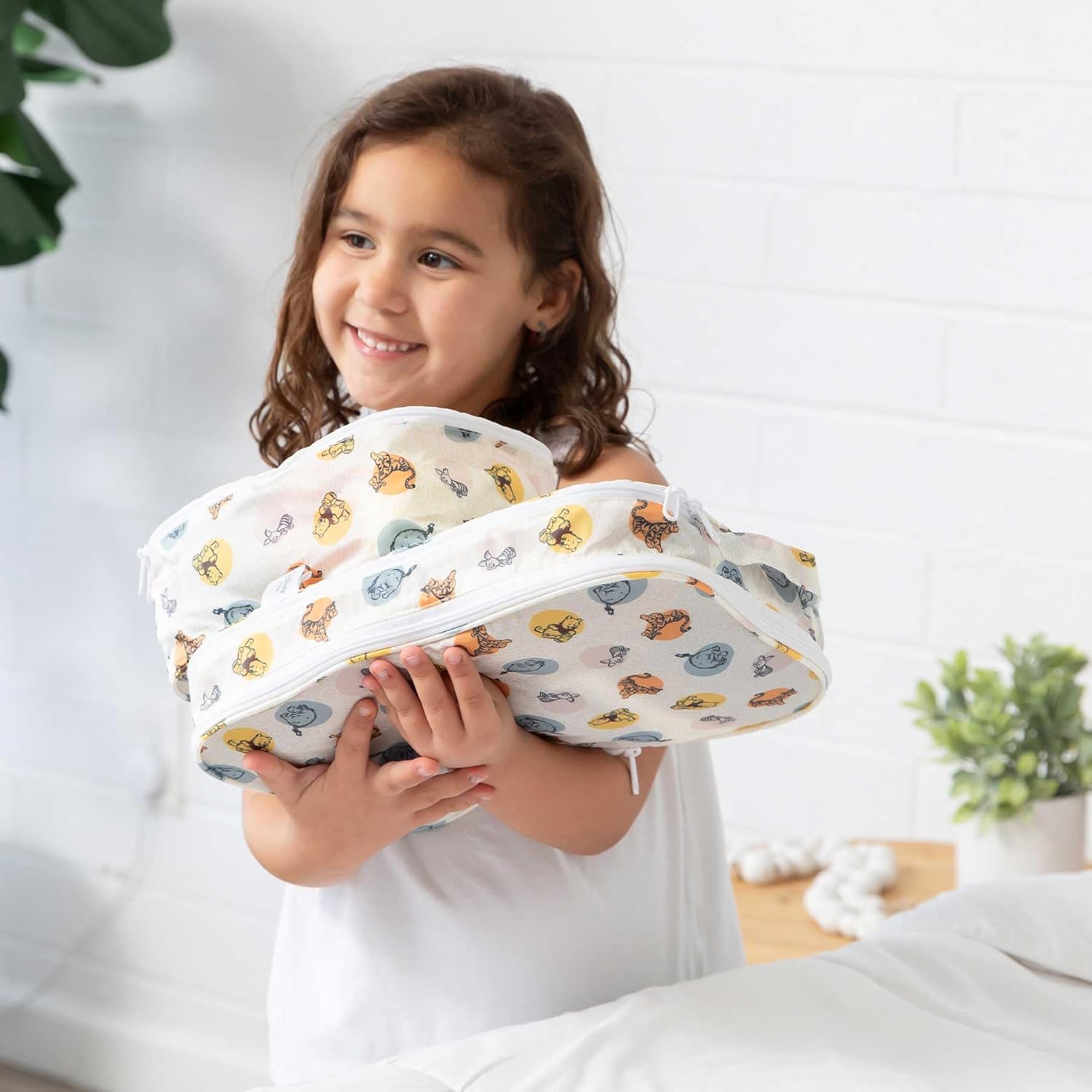 Bumkins Disney Packing Cubes for Travel Bag, Organize Luggage with Compression Bags, Essential Traveling Accessories, Pack Carry On Suitcase for Clothes or Toiletries, Set of 2 Sizes, Winnie the Pooh