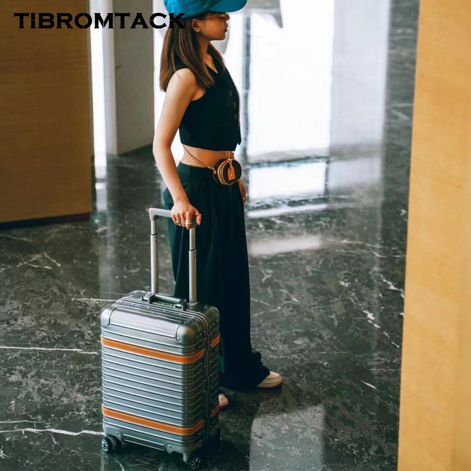 Maletas de mano de titanio aprobadas por aerolíneas de 20 pulgadas con ruedas, diseño de lujo, ruedas giratorias, carcasa rígida de metal Titan con bloqueo TSA