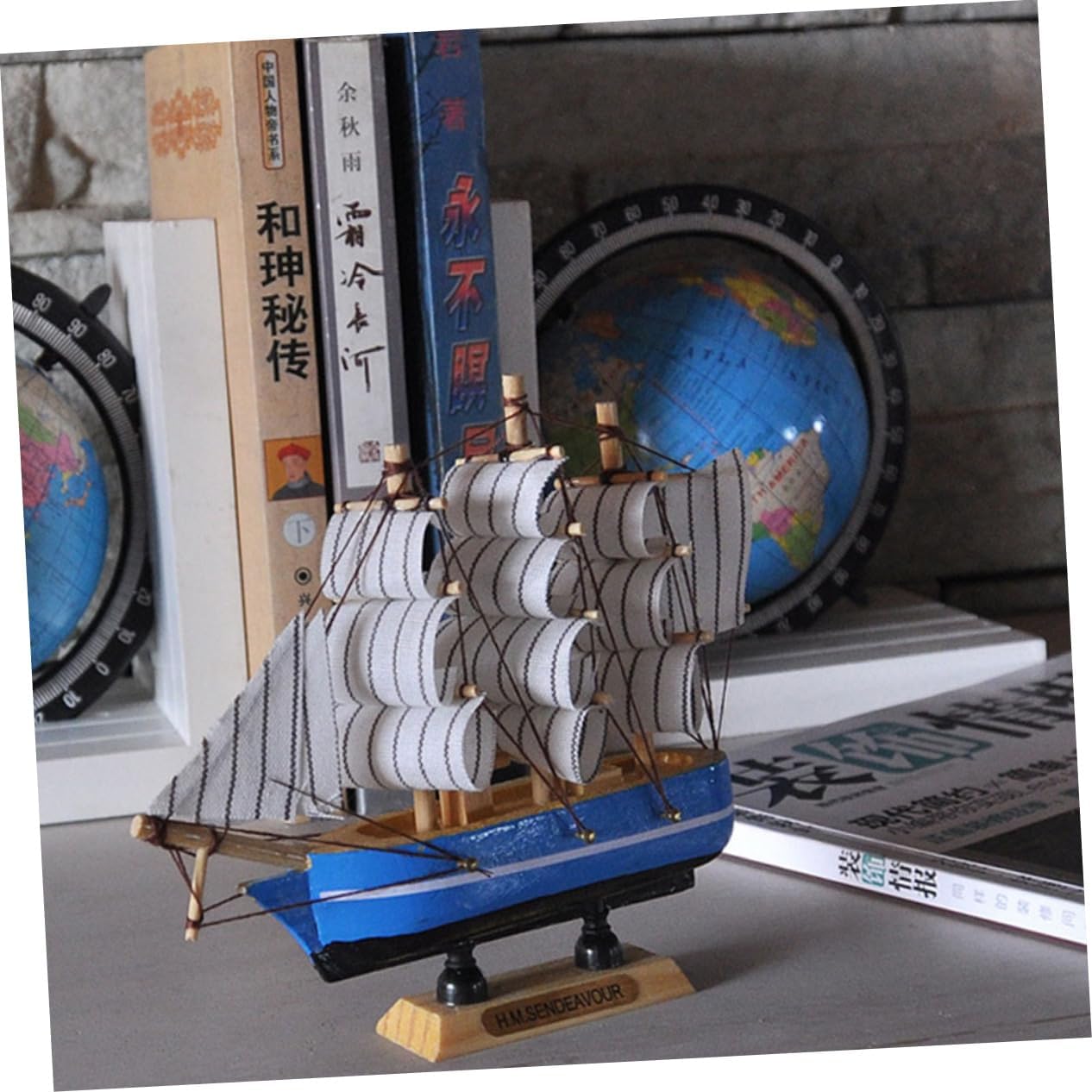 1pc Wooden Sailboat Model Kit Ship Ornament Elegant Sailing Decor for Home Random Color
