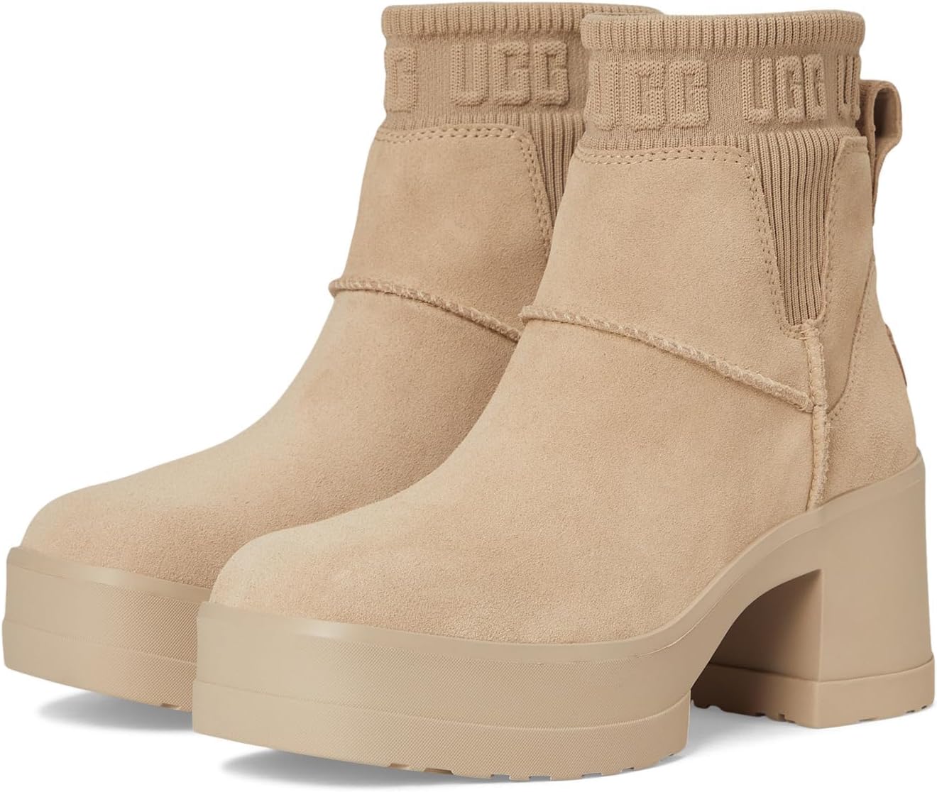 UGG Women's Moxy Chelsea Fashion Boot