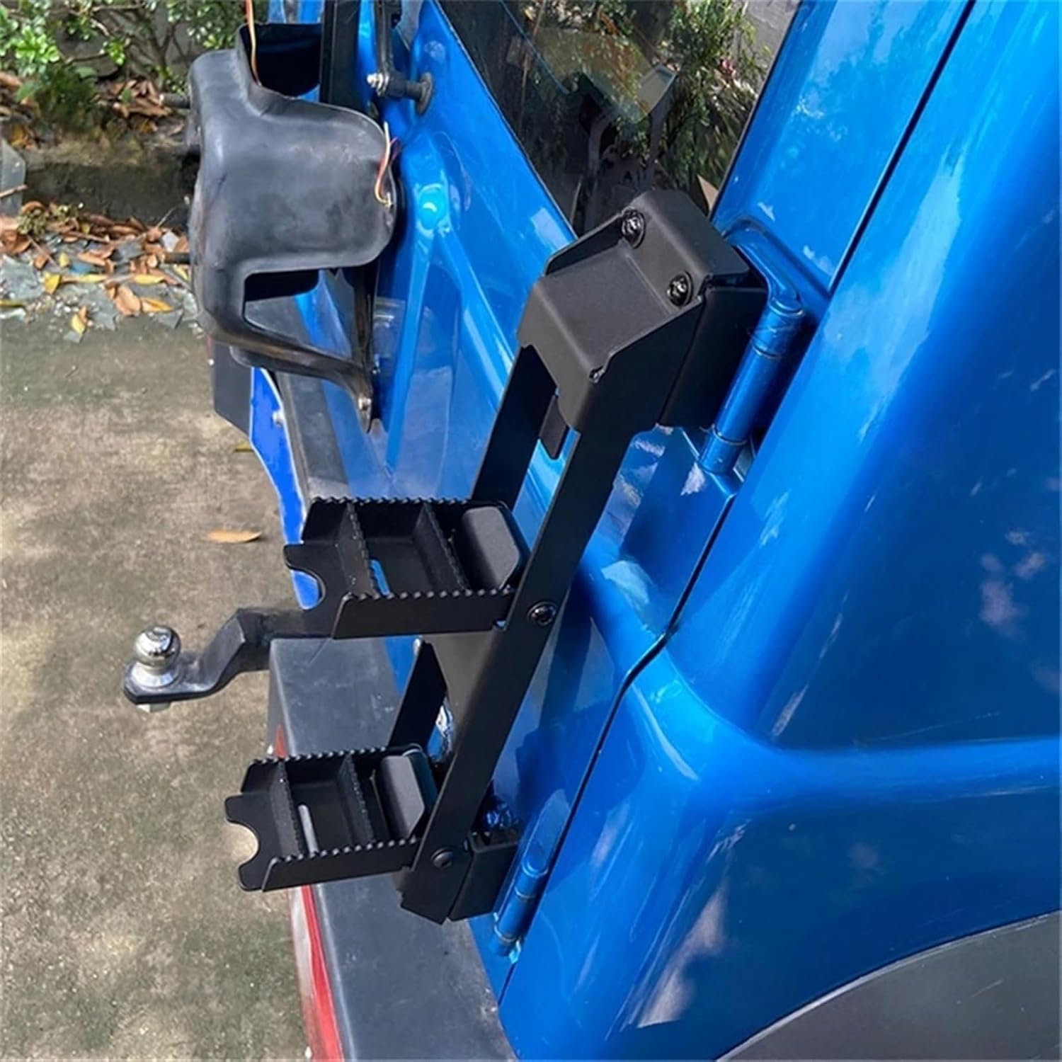 Compatible for JB74 Car Rear Door Ladder Portable Folding Ladder Car Exterior Tail Ladder Climbing Ladder Modified Tailgate Ladder Accessories