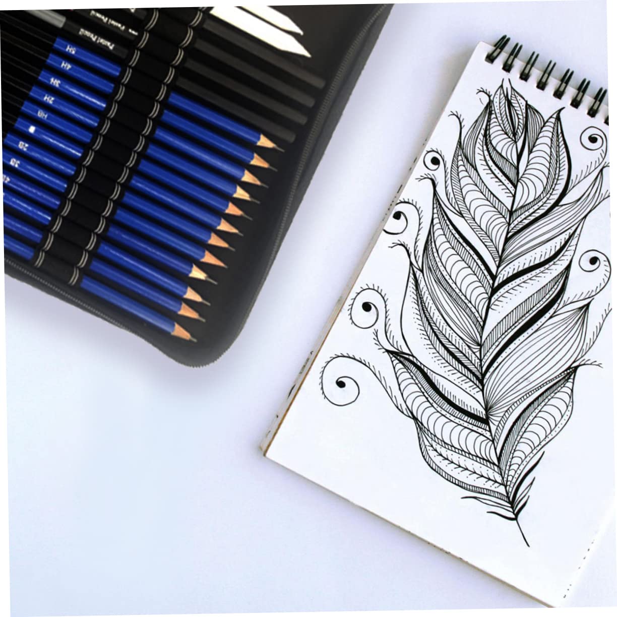 DIYEAH Kit D’art Solide 72 Pièces de Crayons de Couleur en Bois pour Dessin