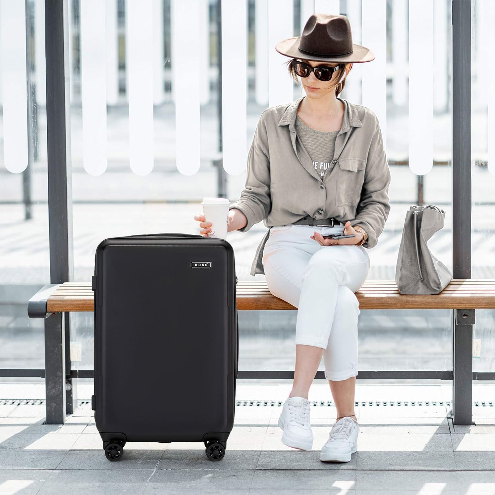Kono Maletas de Viaje Cabina de 55 cm, Material PC + ABS Ligero - Maleta con 4 Ruedas Silenciosas de TPE, Cerradura TSA y Compartimento Empresarial (Negro)