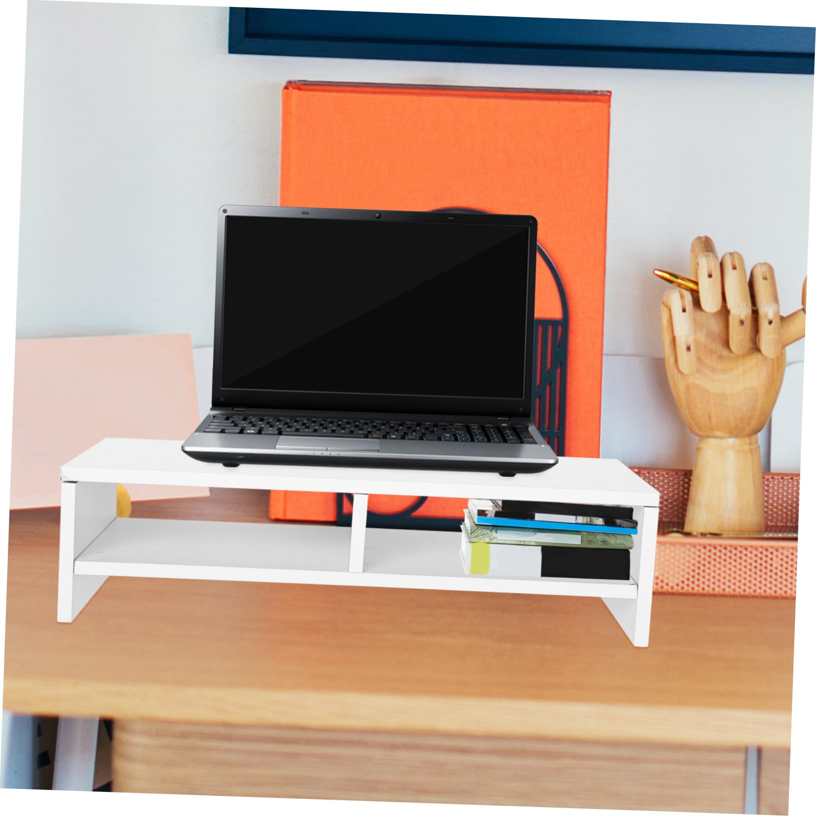 Supporto per Monitor da Scrivania in Legno Bianco Design a Doppio Strato, Rialzo per Computer e Laptop, Organizza Lo Spazio Ufficio in Modo Efficiente e Ordinato