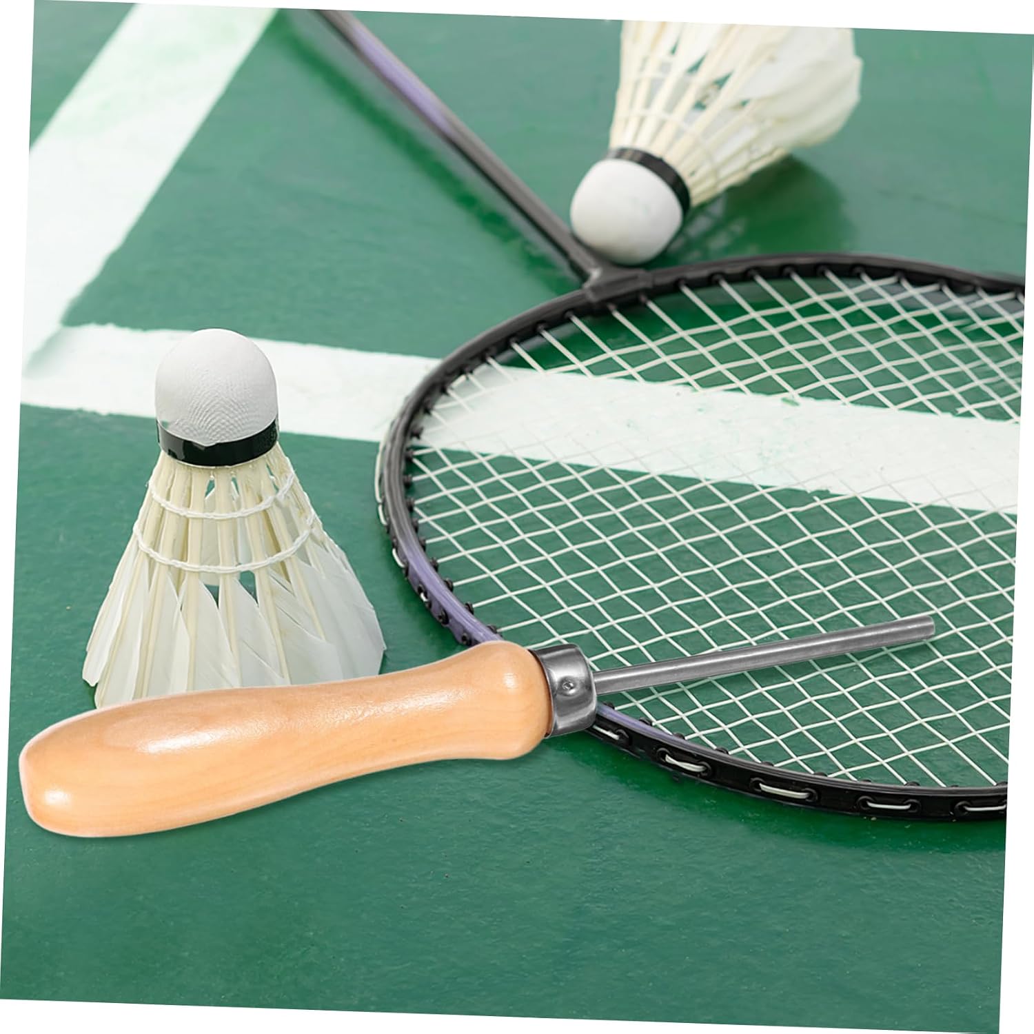 Badminton and Tennis Stringing Tool Versatile Awl with Wooden Handle for Easy Racket Maintenance and Adjustments