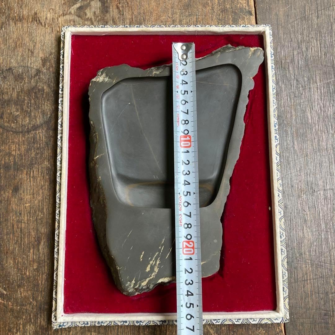 未使用 美品 徐公硯 箱付き 大きい硯 楚图南 中国美術 ビンテージ 収集品 徐公硯 箱付き 大きい硯 楚图南 中国美術 ビンテージ 収集品